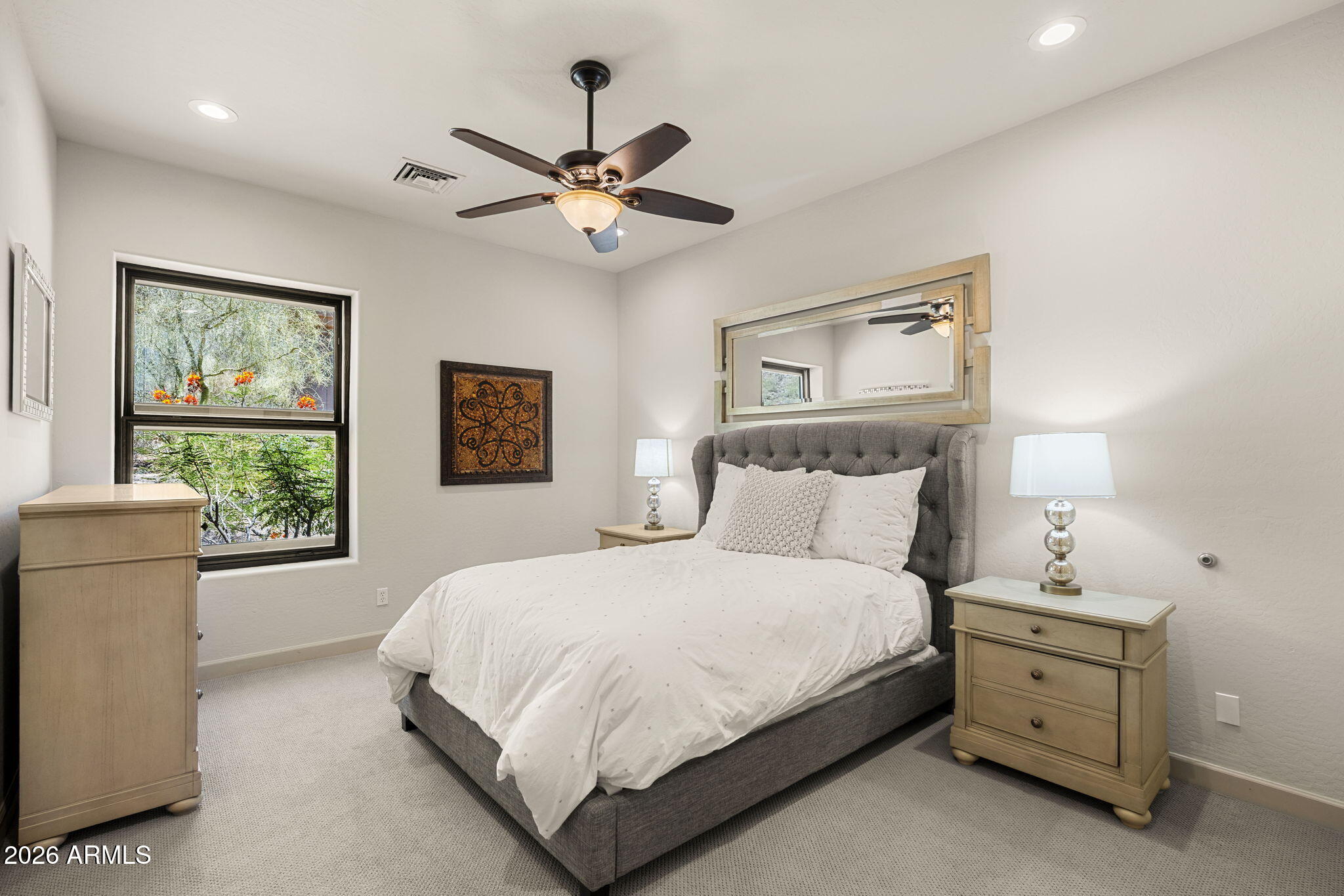 SCOTTSDALE MOUNTAIN - Residential