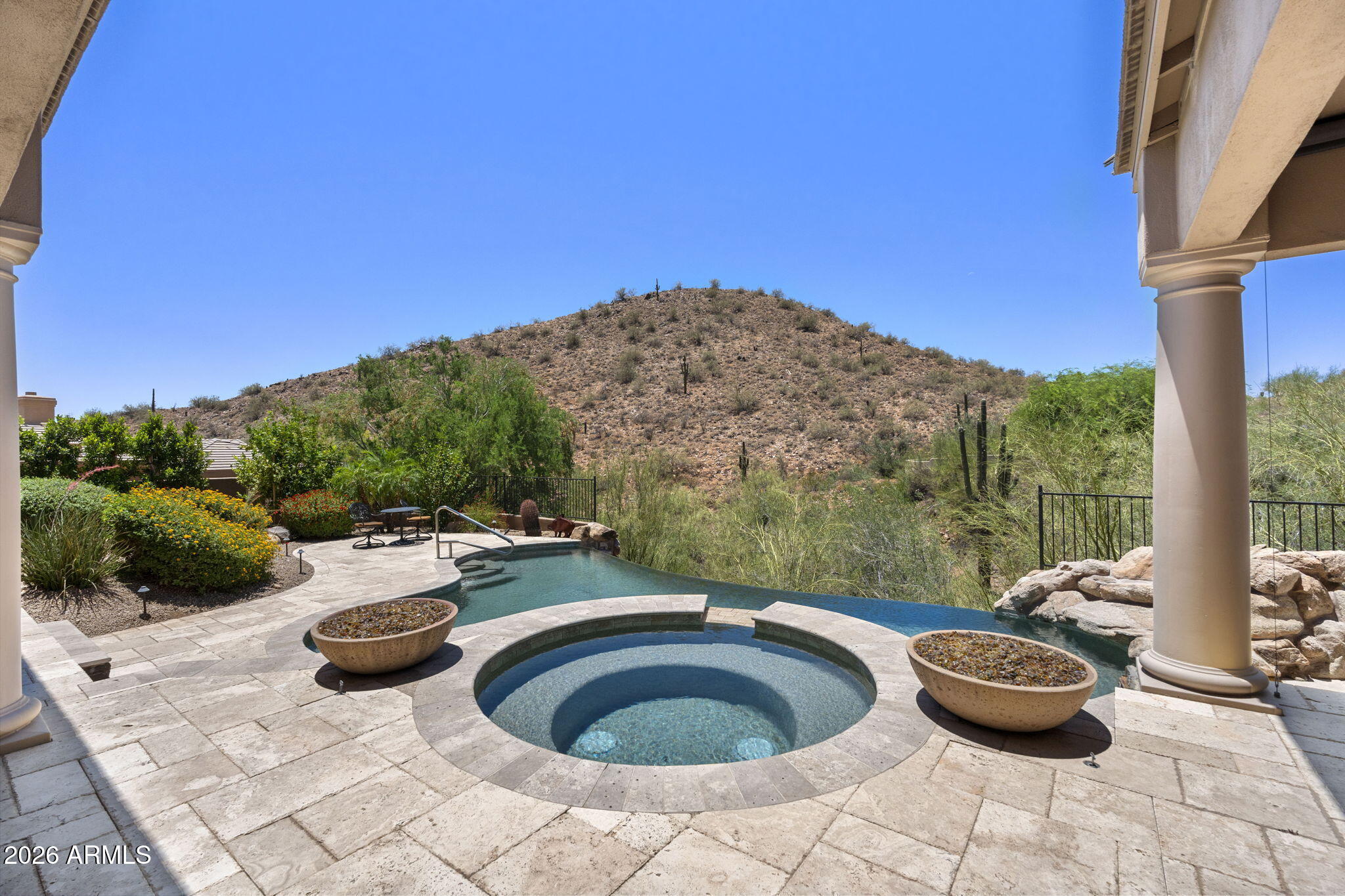 SCOTTSDALE MOUNTAIN - Residential