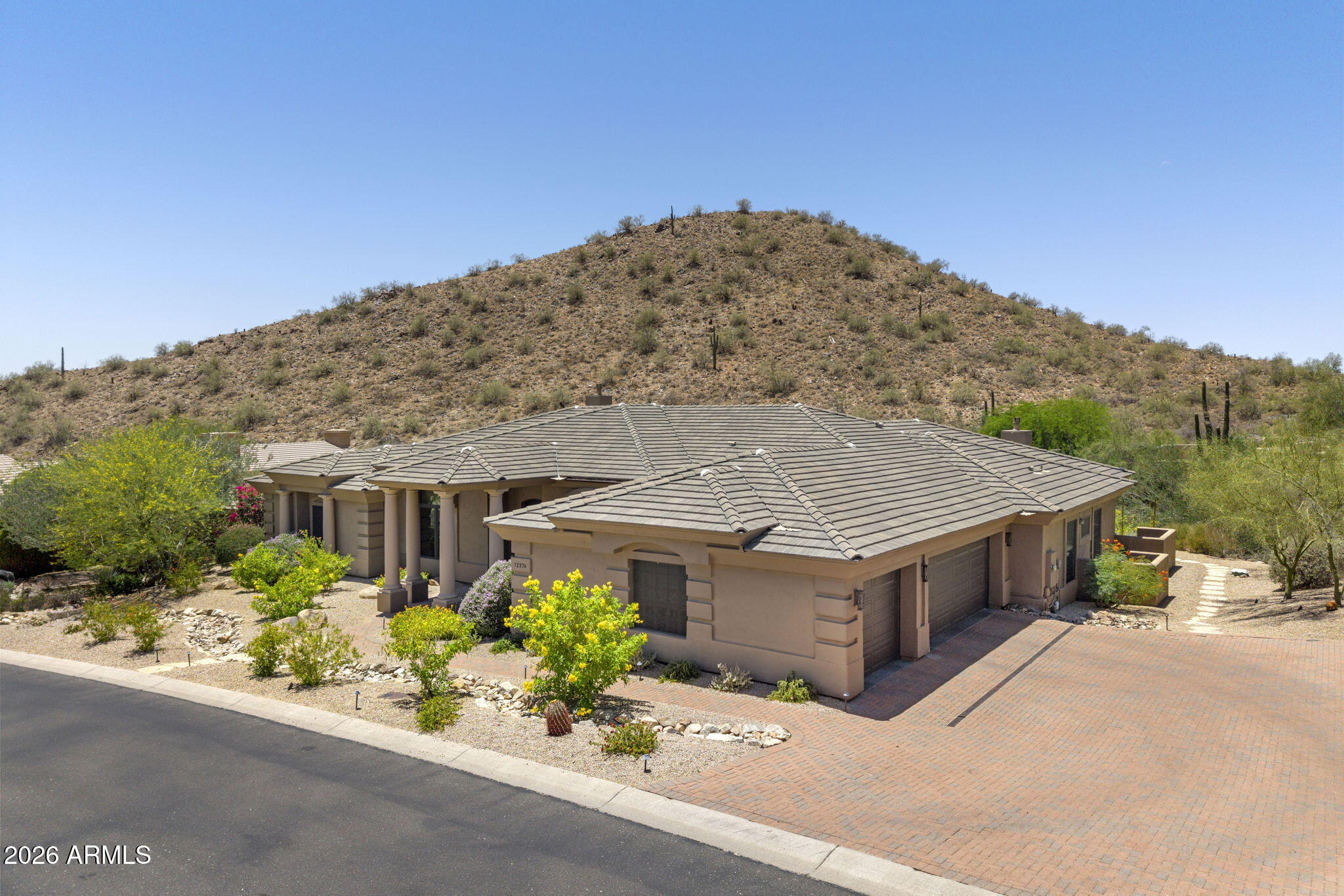 SCOTTSDALE MOUNTAIN - Residential