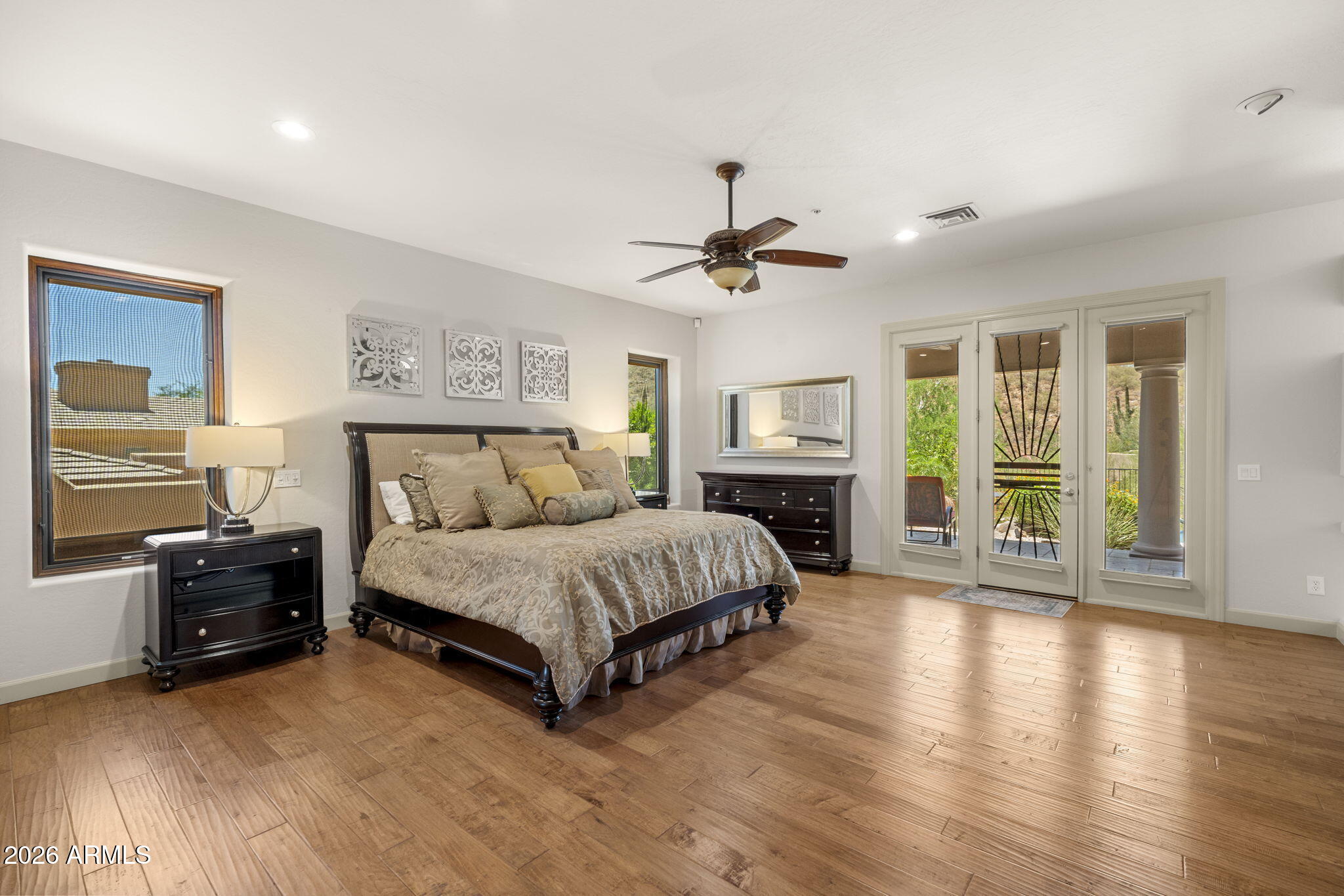 SCOTTSDALE MOUNTAIN - Residential