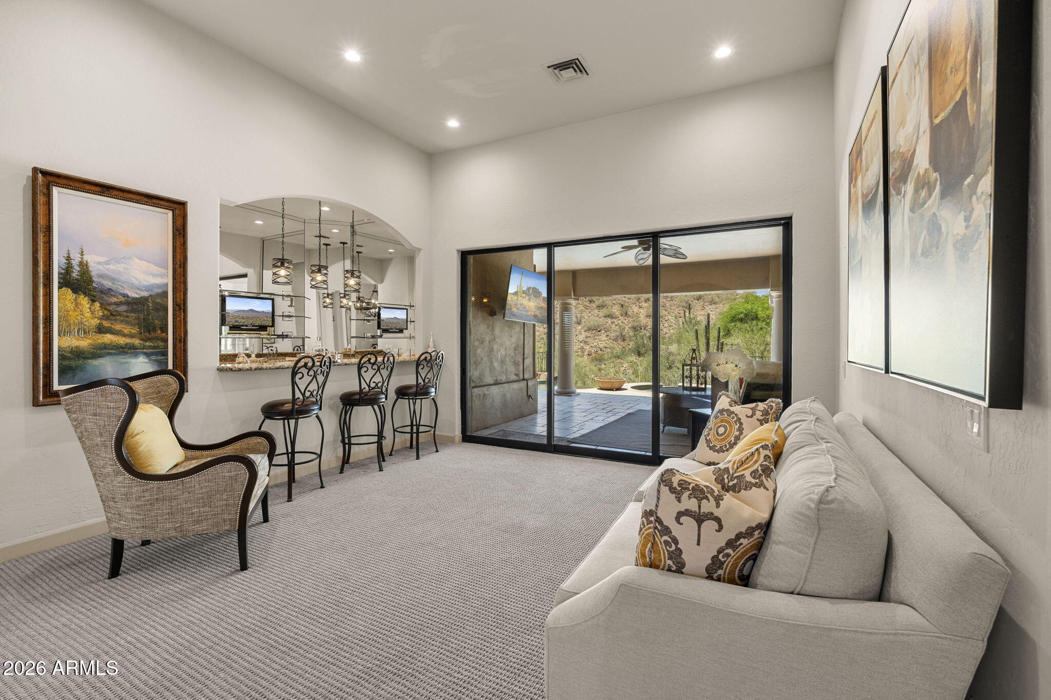 SCOTTSDALE MOUNTAIN - Residential