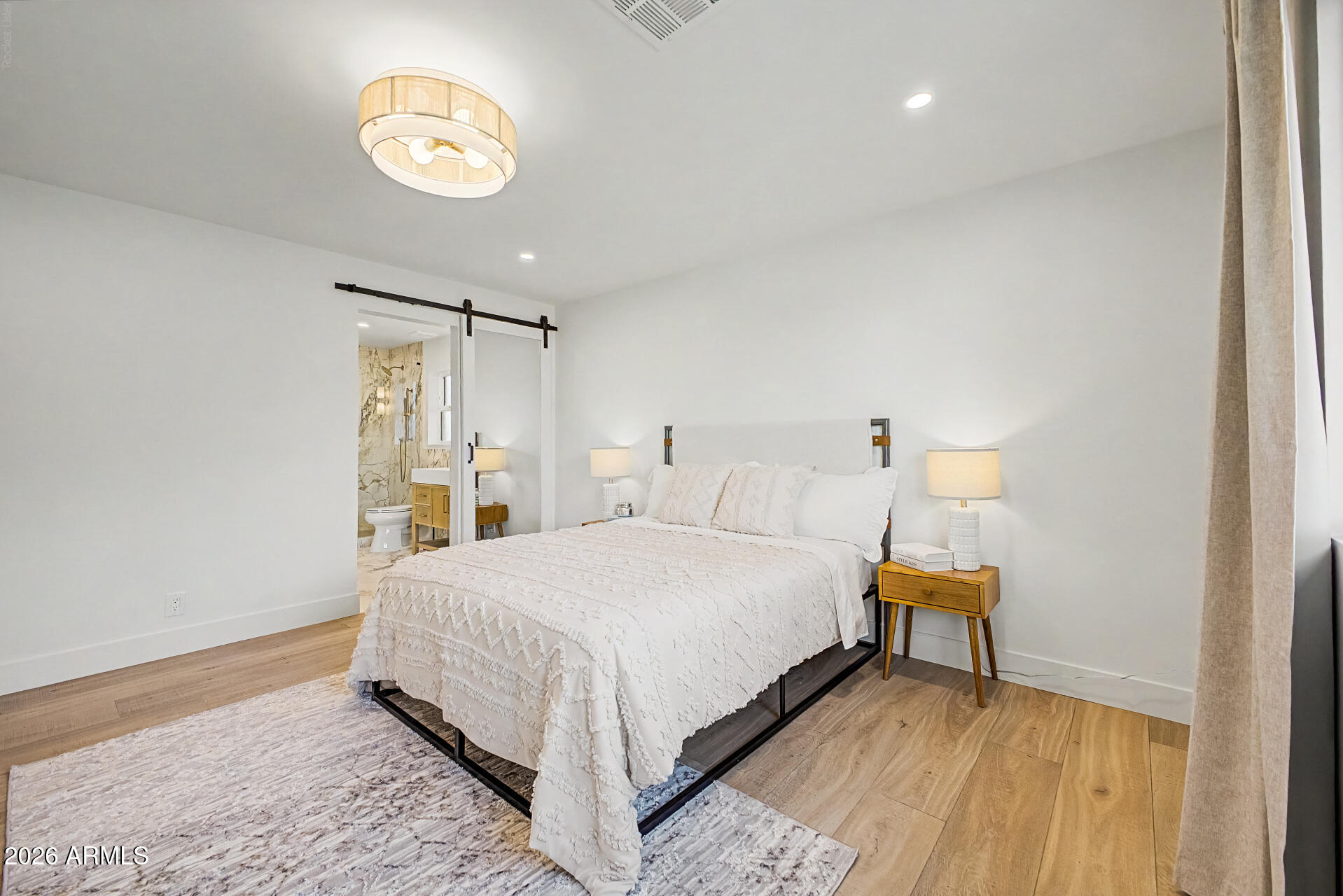 VALLEY ESTATES - Residential