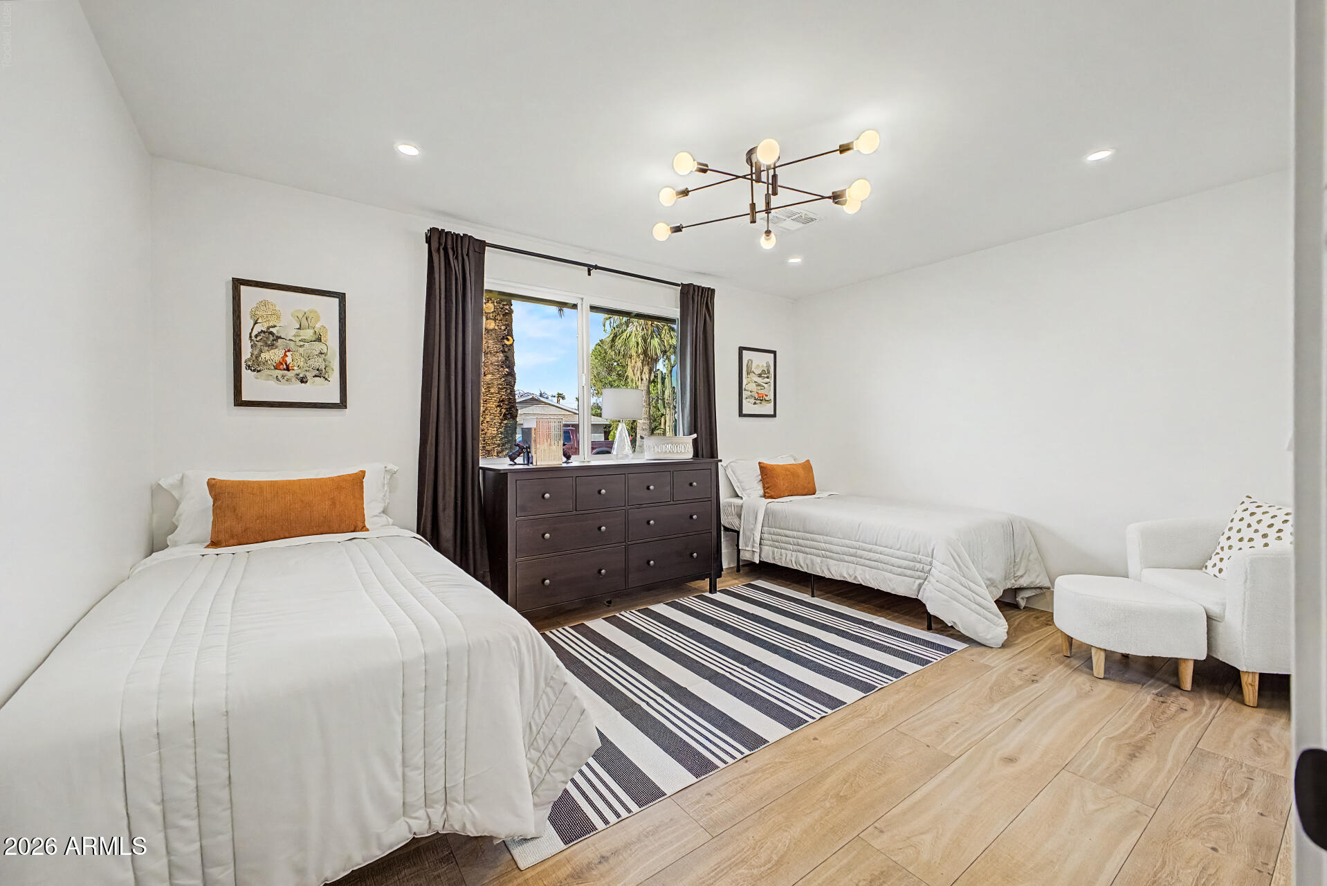 VALLEY ESTATES - Residential