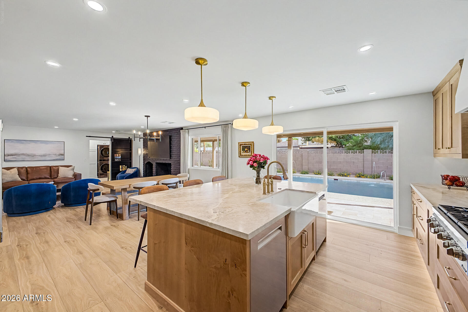 VALLEY ESTATES - Residential