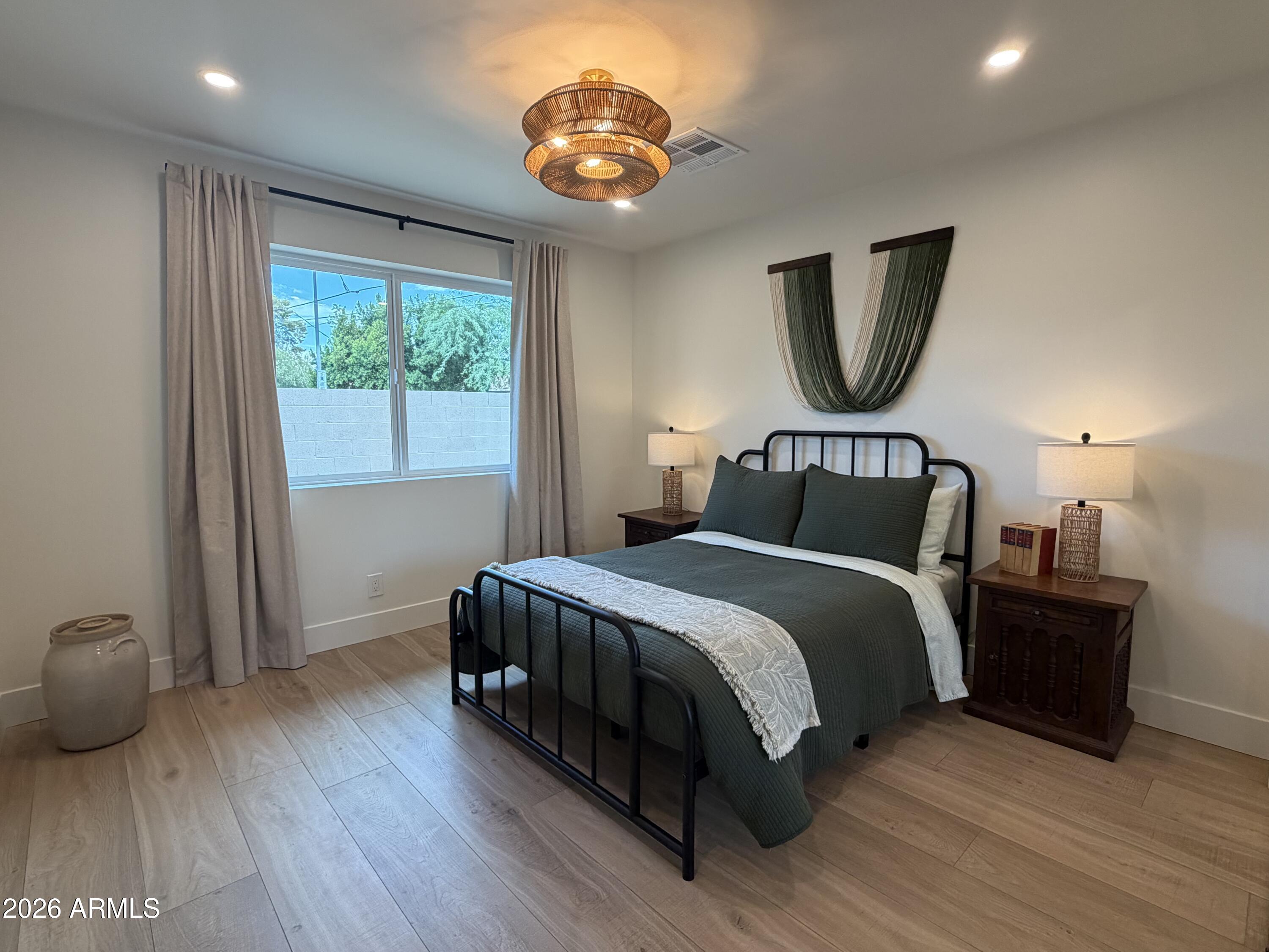 VALLEY ESTATES - Residential