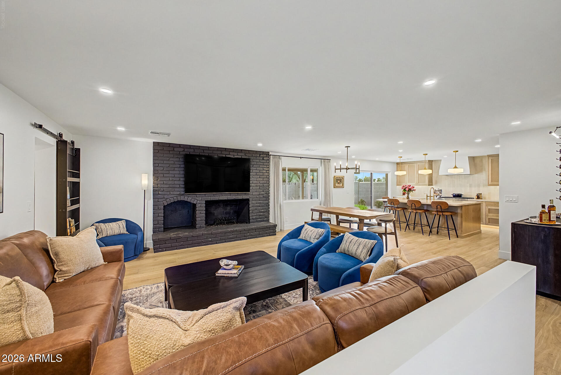 VALLEY ESTATES - Residential