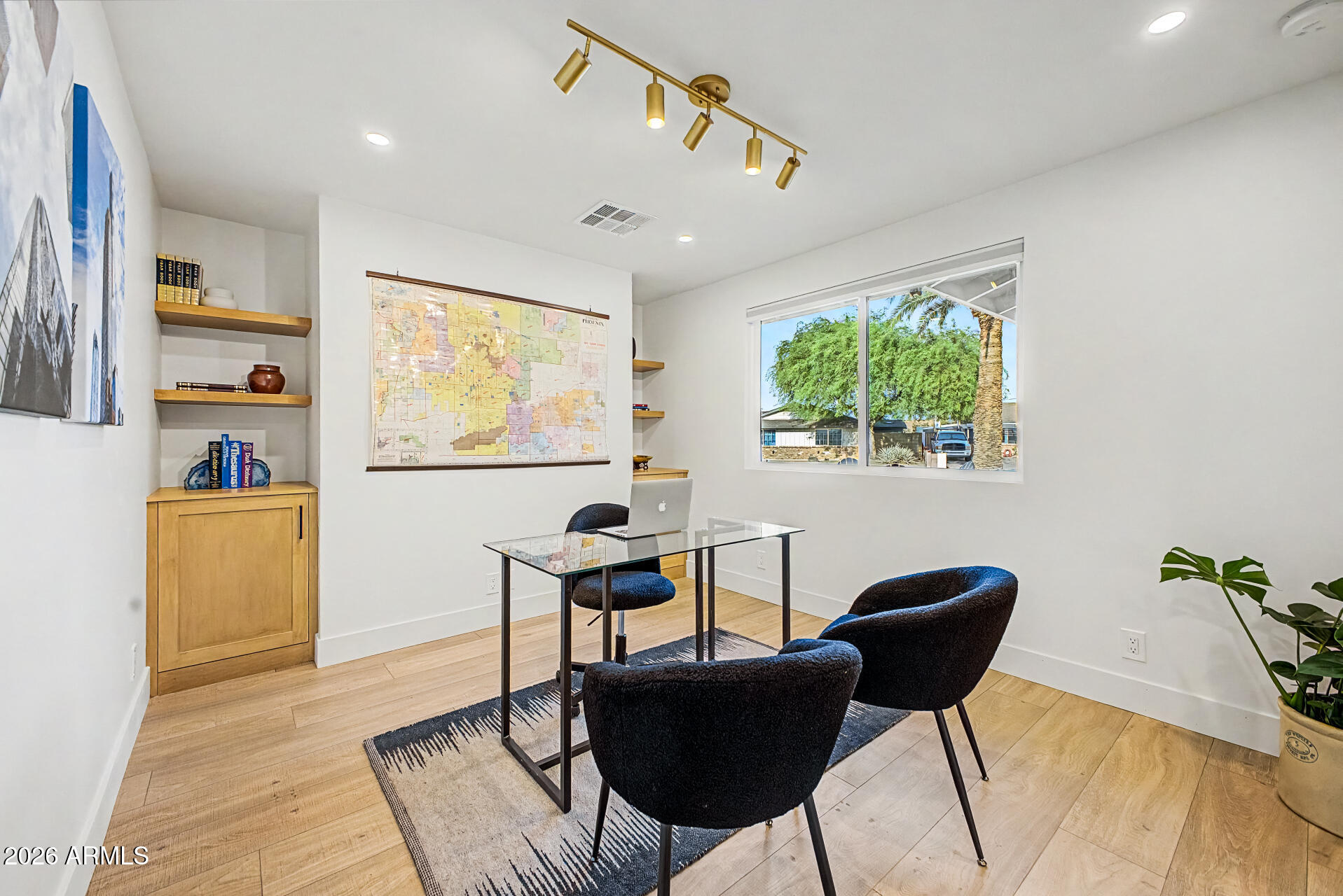 VALLEY ESTATES - Residential
