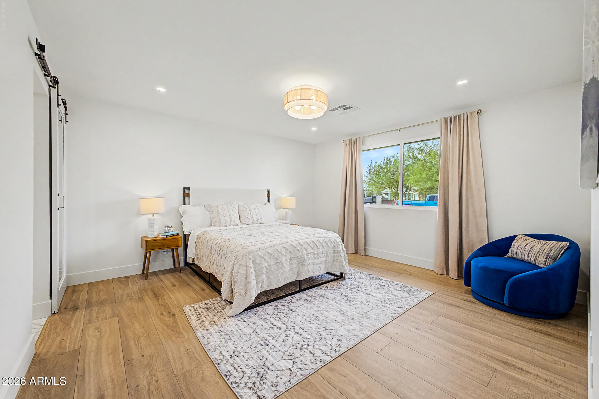 VALLEY ESTATES - Residential