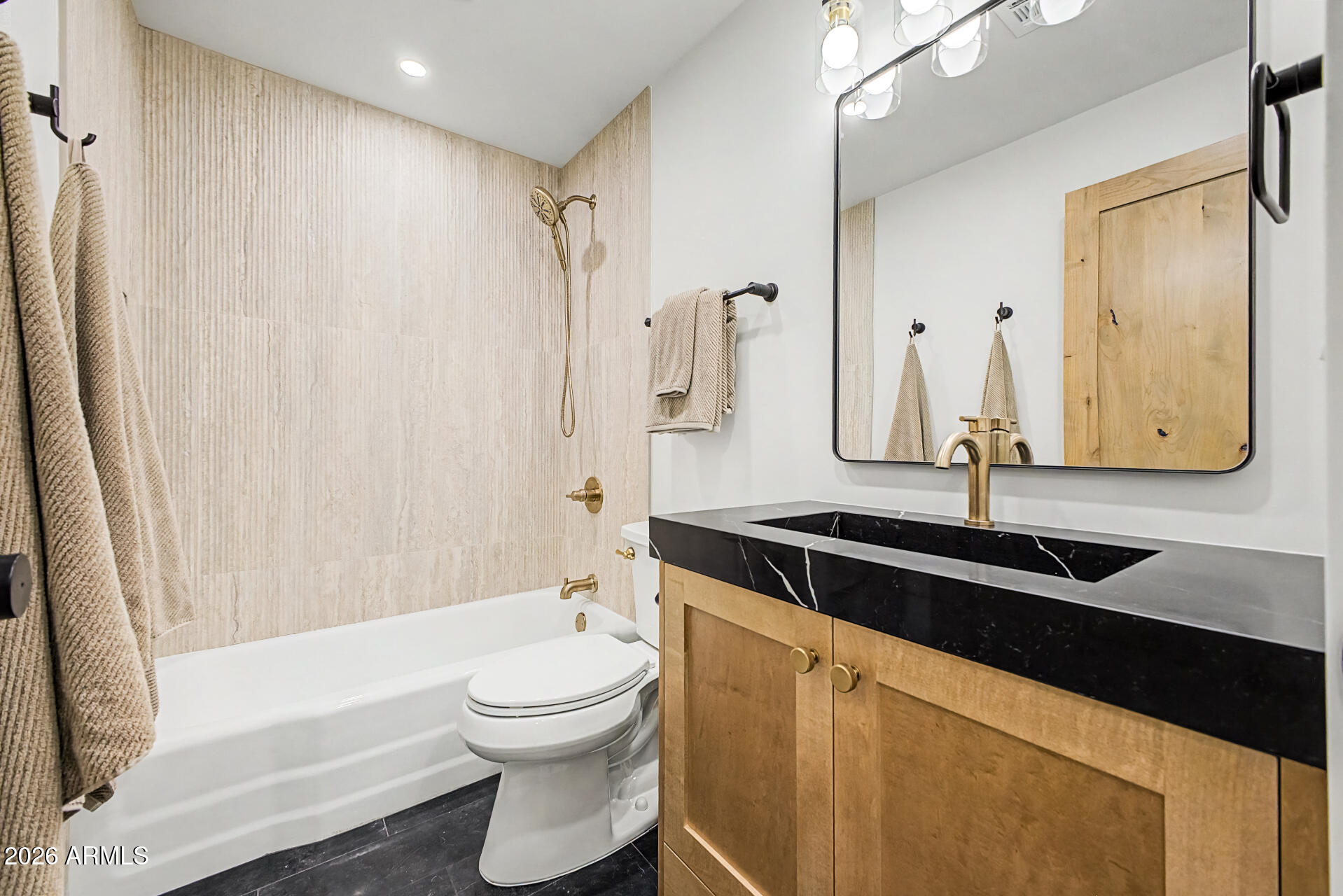 VALLEY ESTATES - Residential