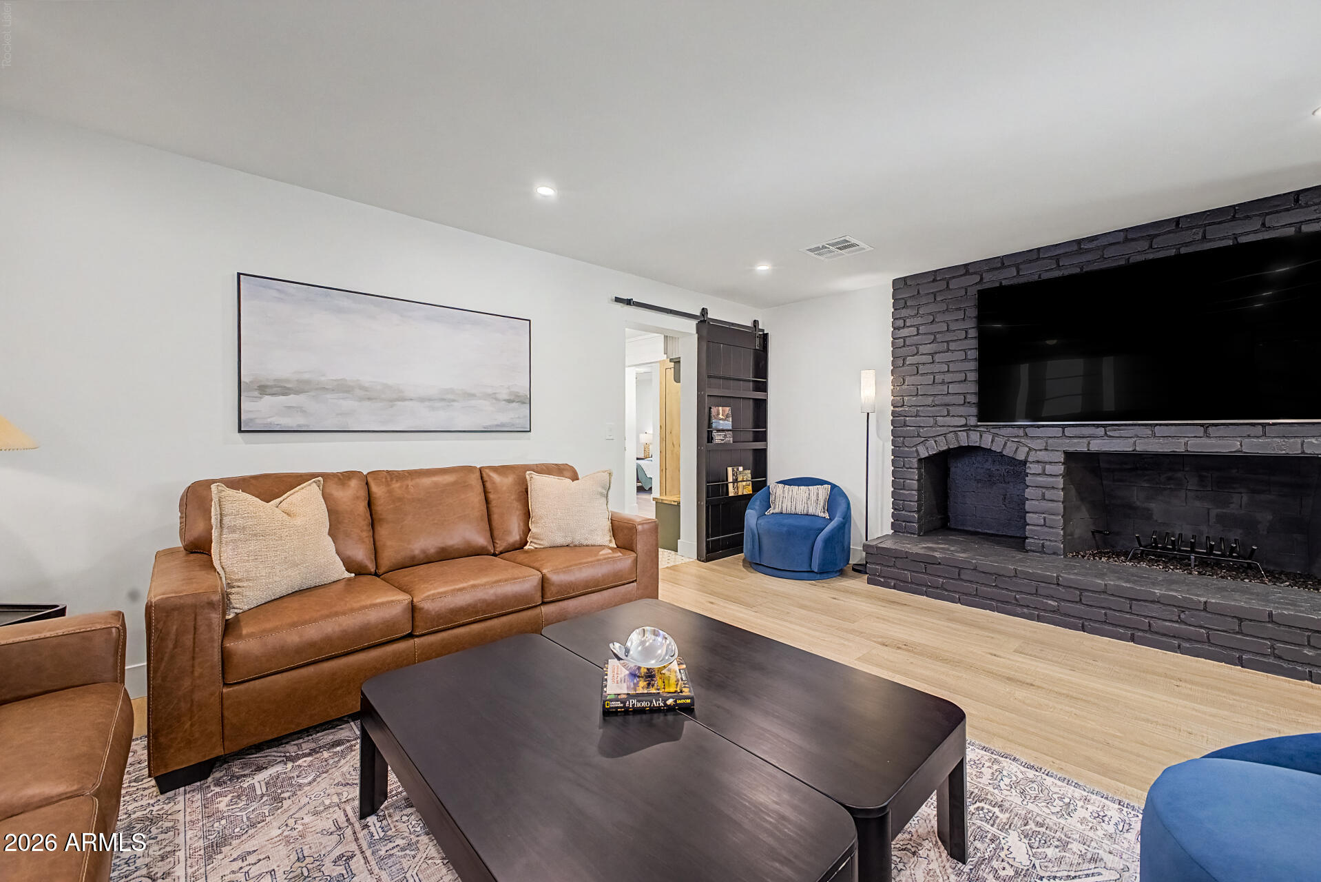 VALLEY ESTATES - Residential