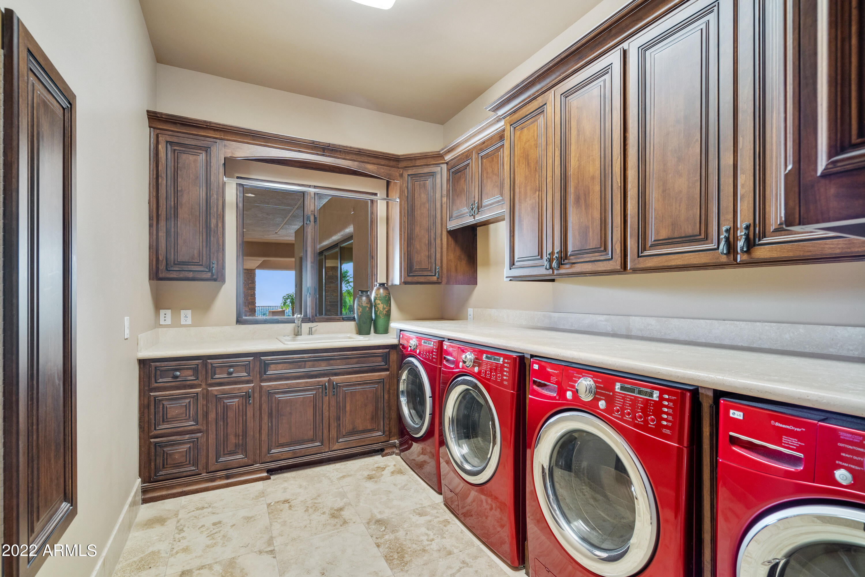 HIDDEN HILLS PARCEL D & E - Residential