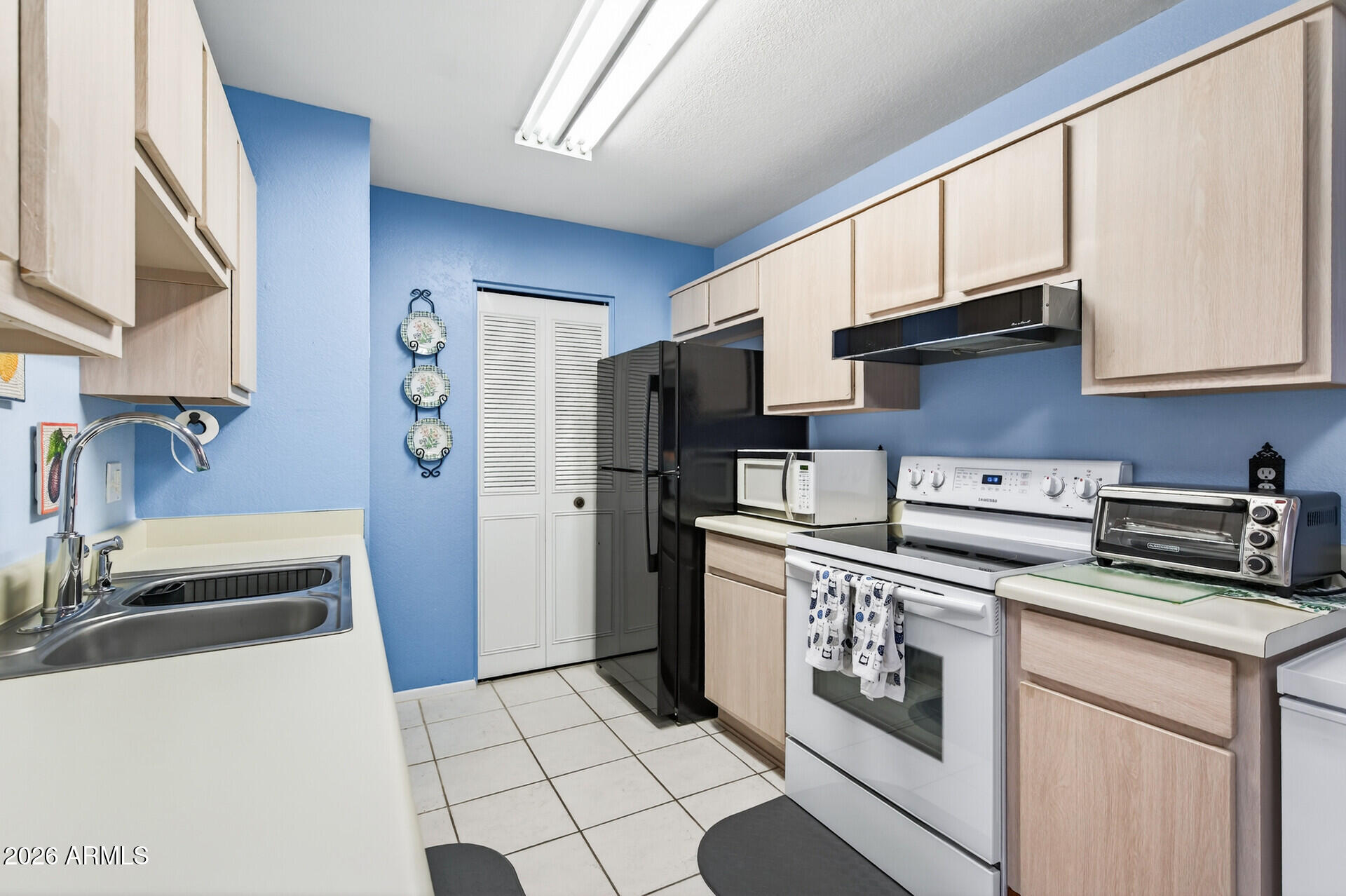SUN VILLAGE RESORT CONDO APACHE COLONY 2 - Residential