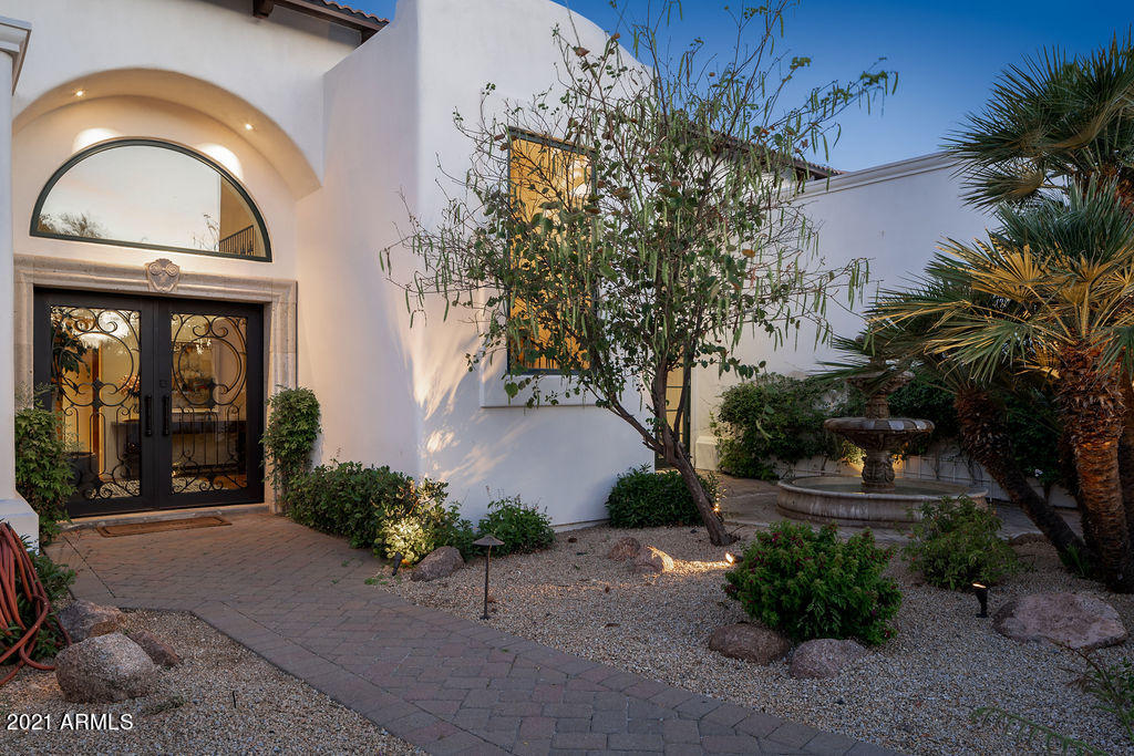 CASA BLANCA ESTATES LOT 20-37 & TR A - Residential