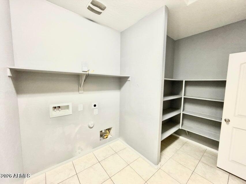 TARTESSO UNIT 2B - Residential Lease