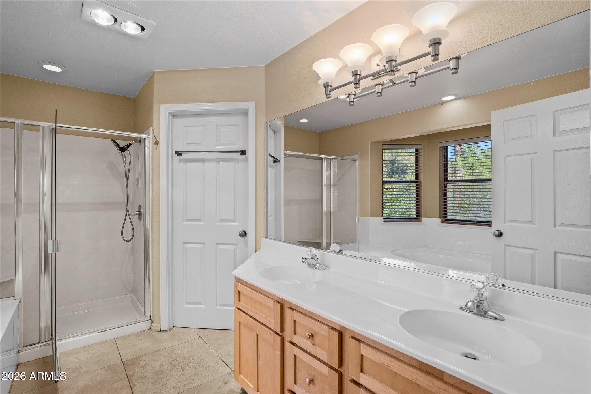 CATHEDRAL PINES - Residential