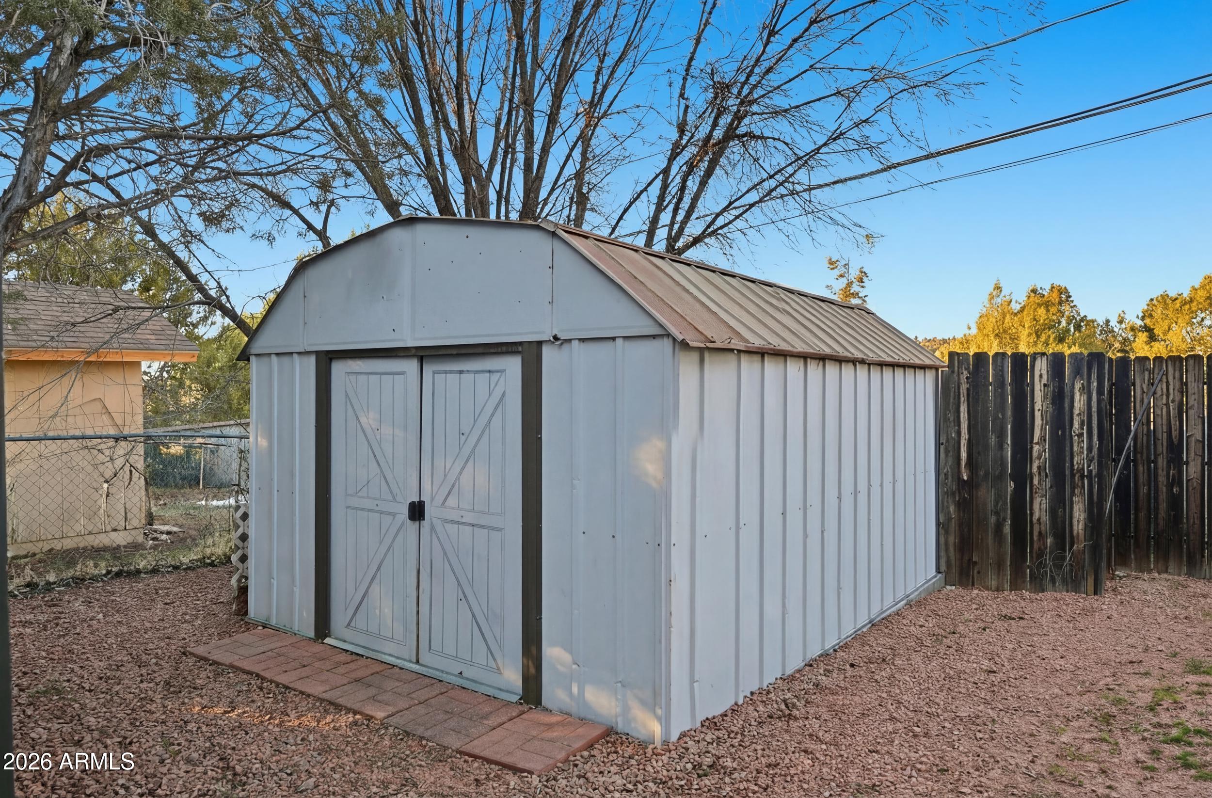 PINE RIDGE ADDITION REPLATTED - Residential
