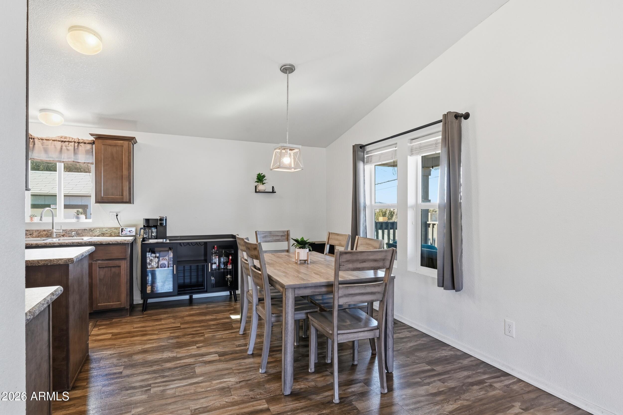 PINE RIDGE ADDITION REPLATTED - Residential