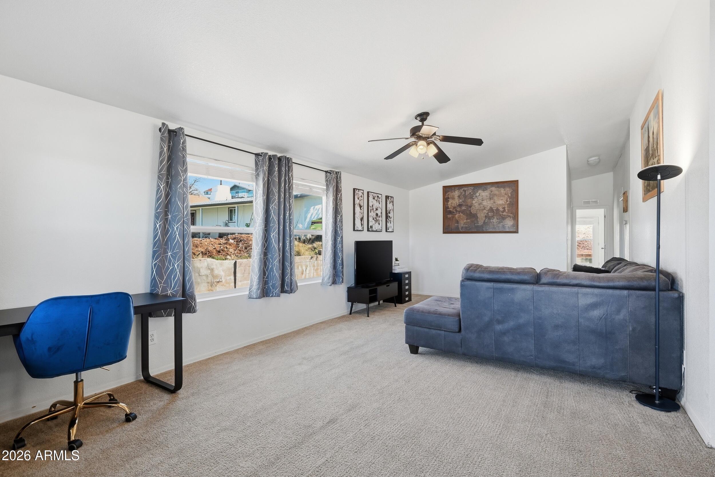 PINE RIDGE ADDITION REPLATTED - Residential