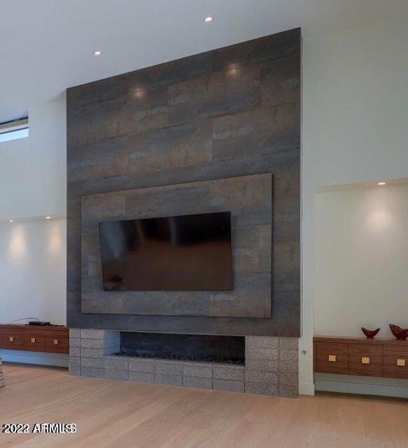 PINNACLE PEAK HEIGHTS 5 - Residential