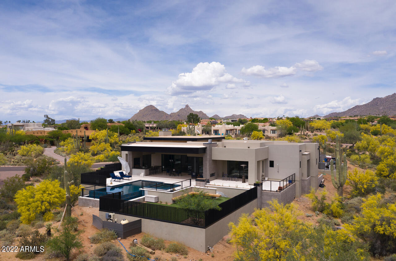 PINNACLE PEAK HEIGHTS 5 - Residential