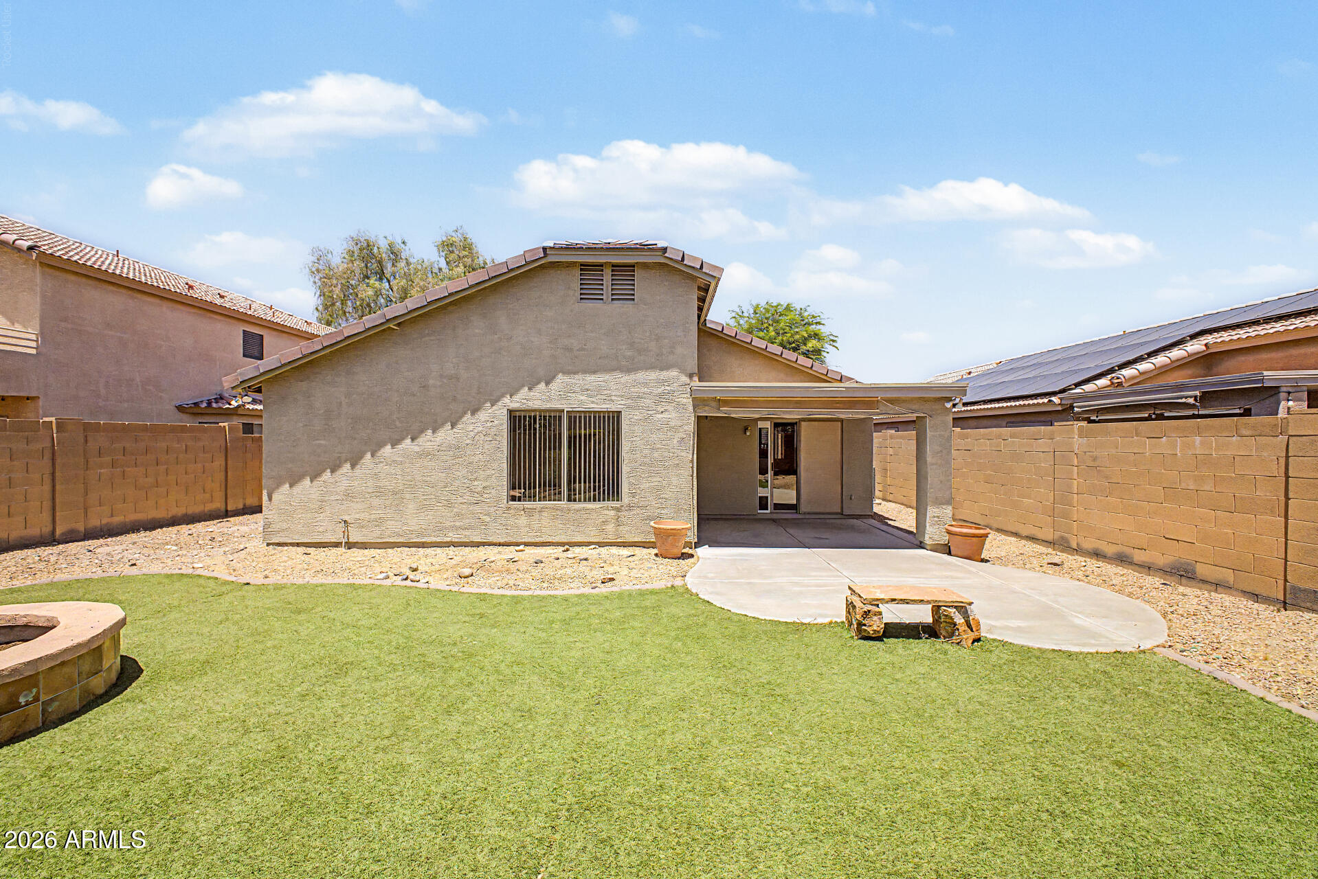 DREAMING SUMMIT - Residential