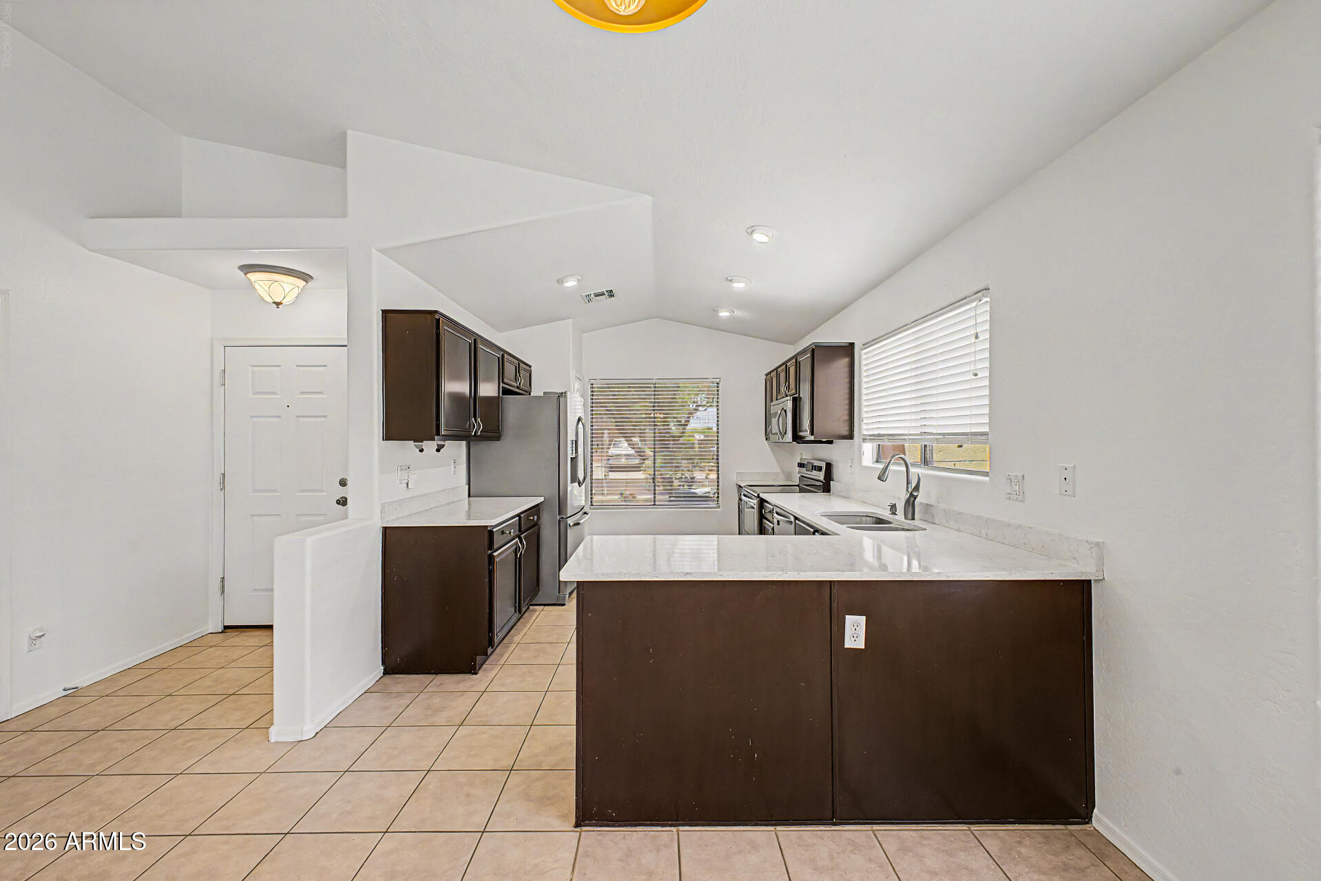 DREAMING SUMMIT - Residential