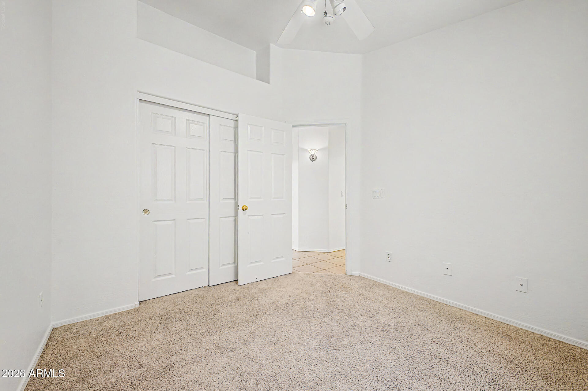 DREAMING SUMMIT - Residential