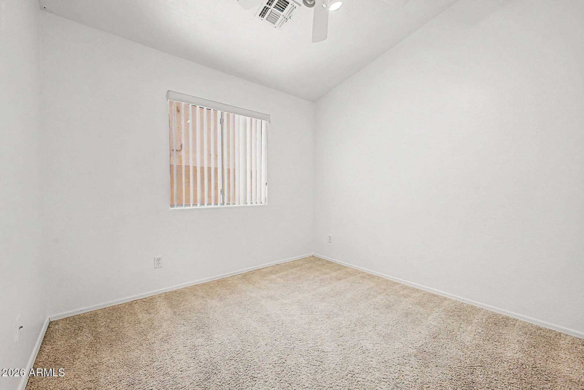 DREAMING SUMMIT - Residential