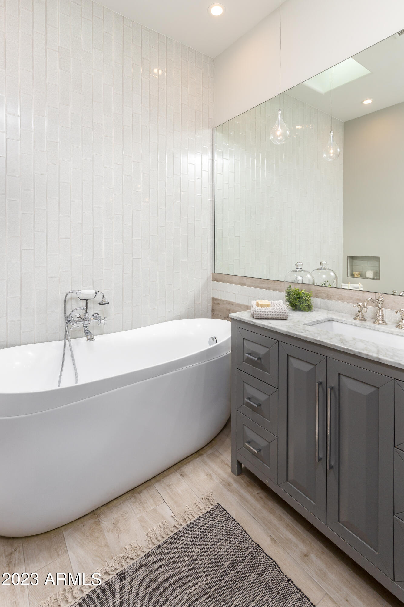 MELTON RANCH 1 - Residential