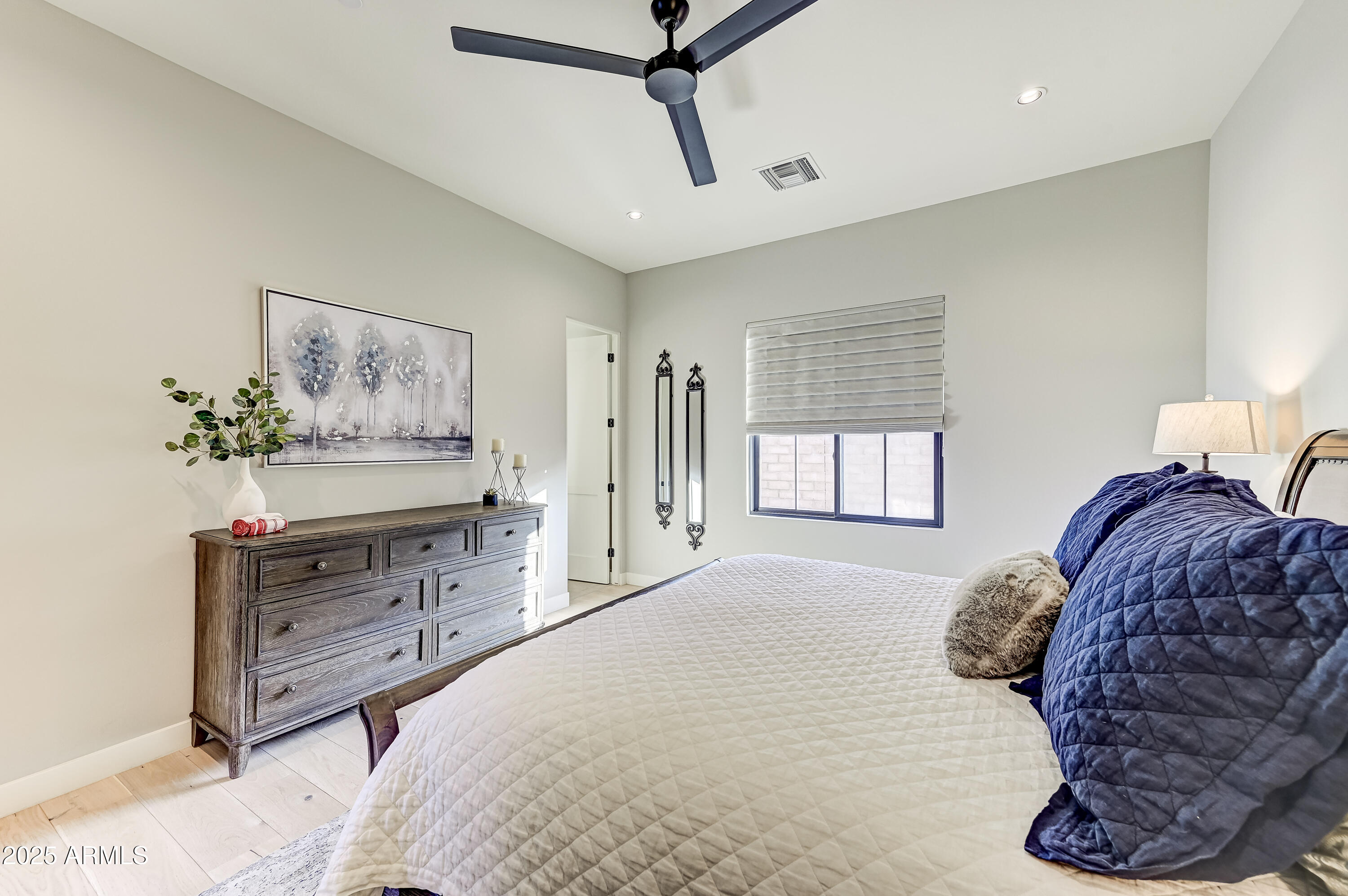 BRONCO ESTATES - Residential