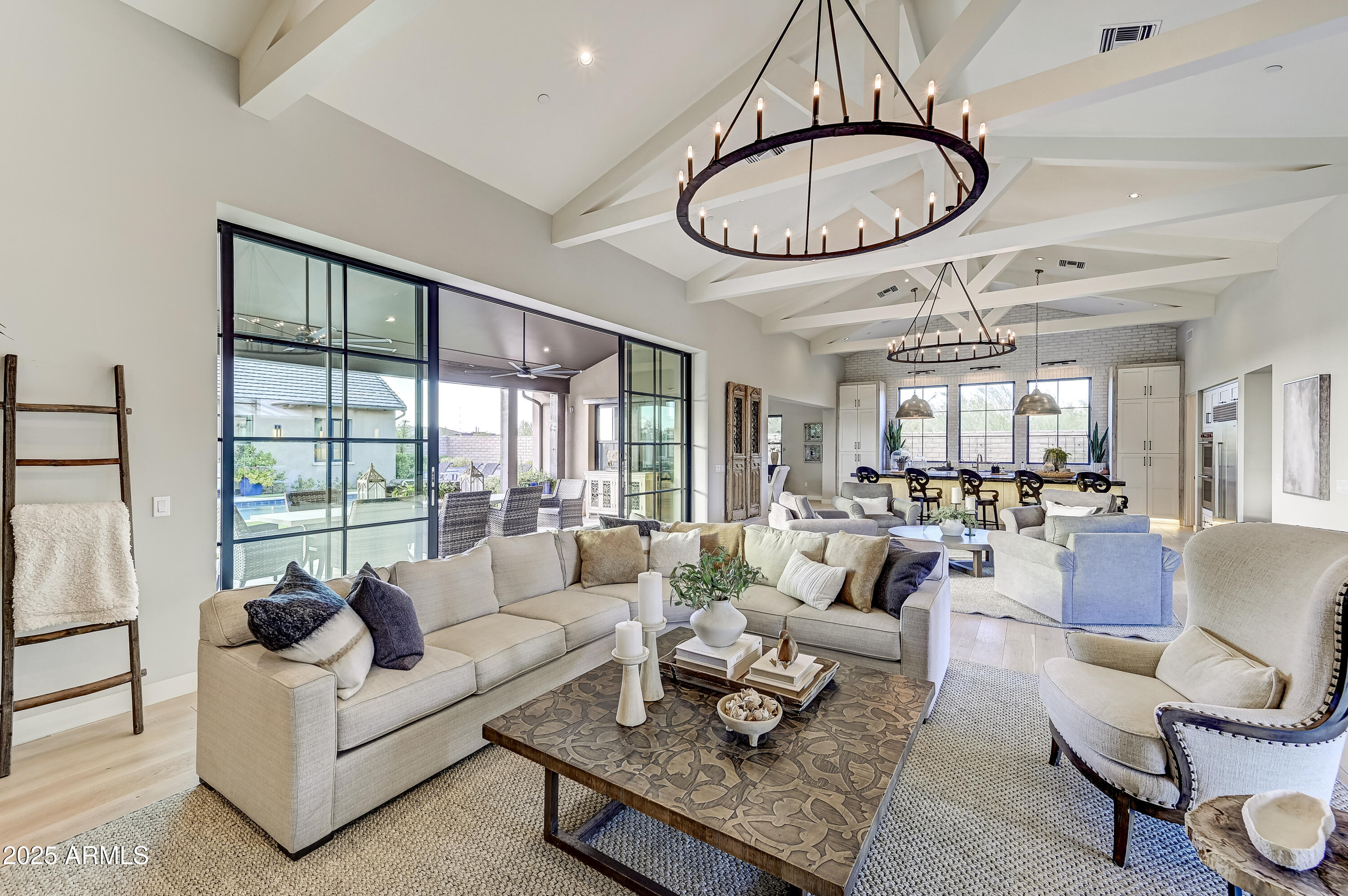 BRONCO ESTATES - Residential