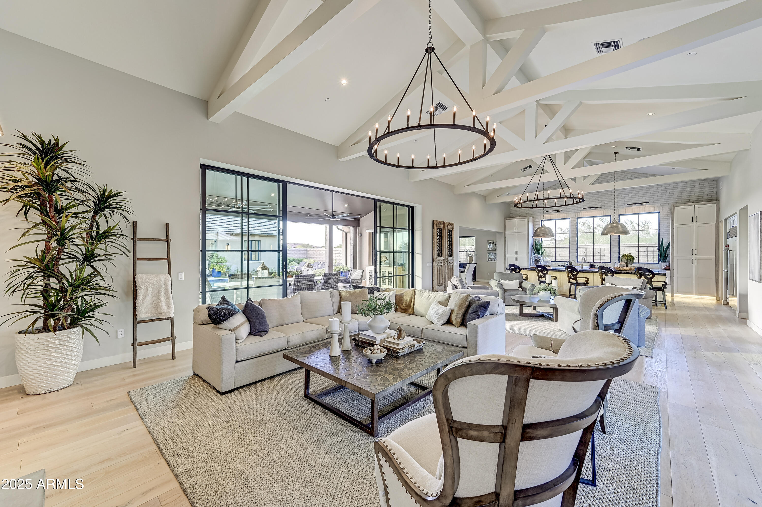 BRONCO ESTATES - Residential