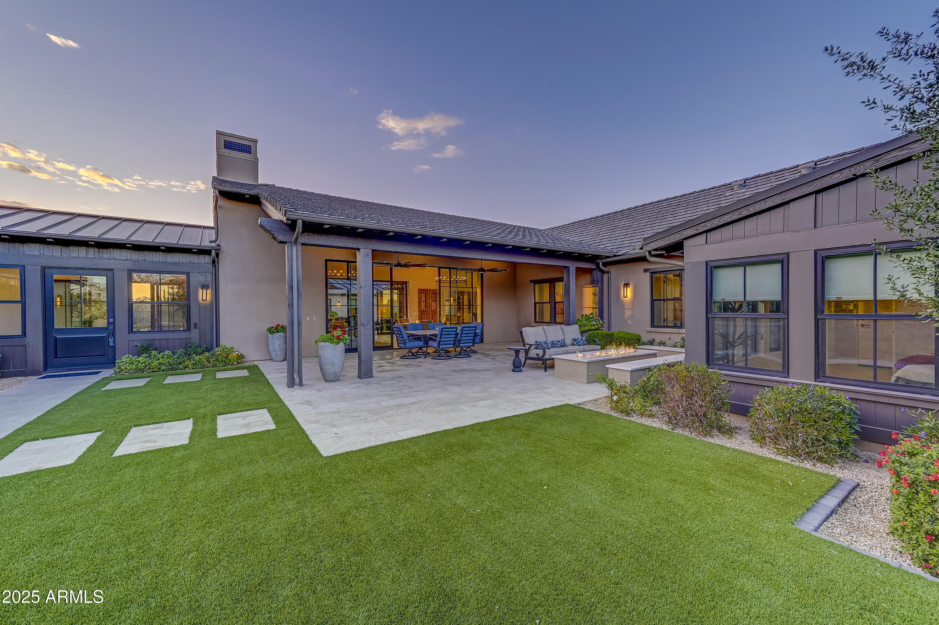 BRONCO ESTATES - Residential
