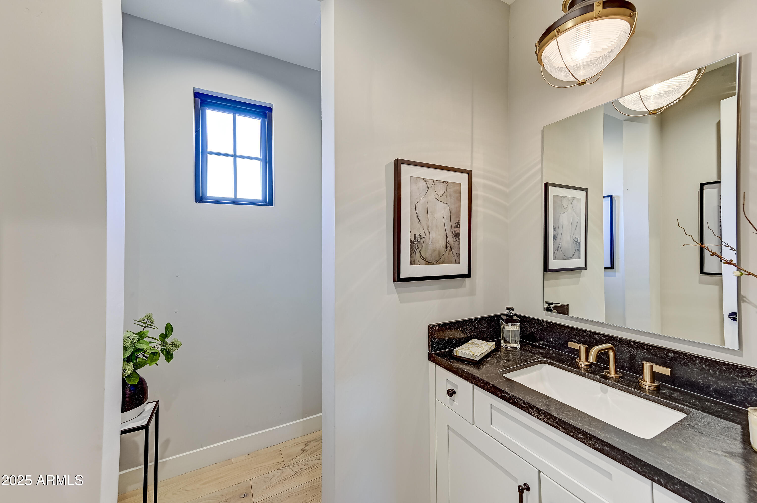 BRONCO ESTATES - Residential