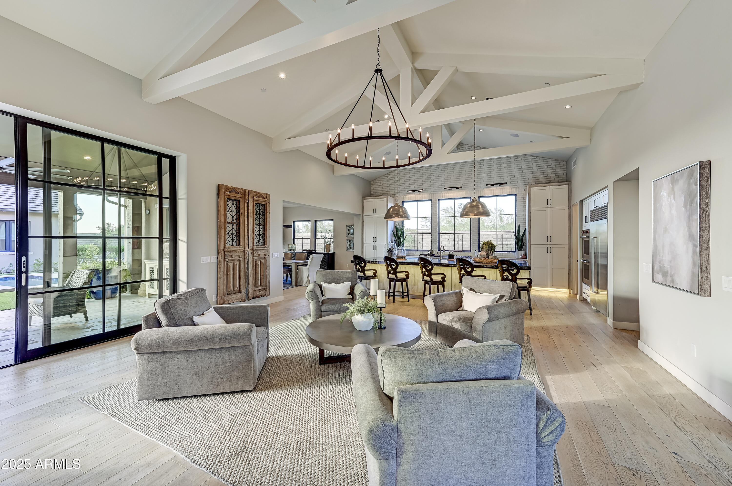 BRONCO ESTATES - Residential
