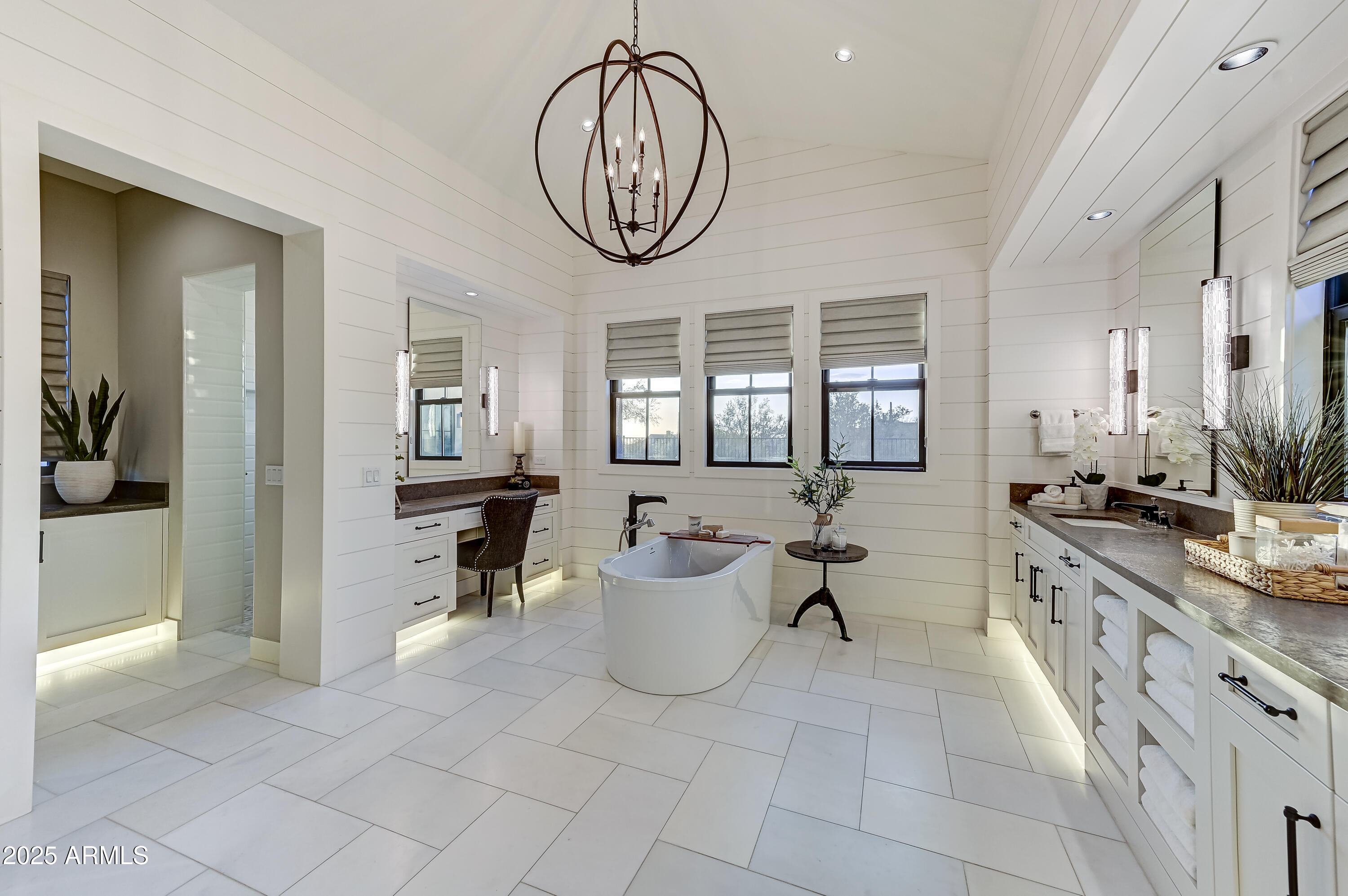 BRONCO ESTATES - Residential