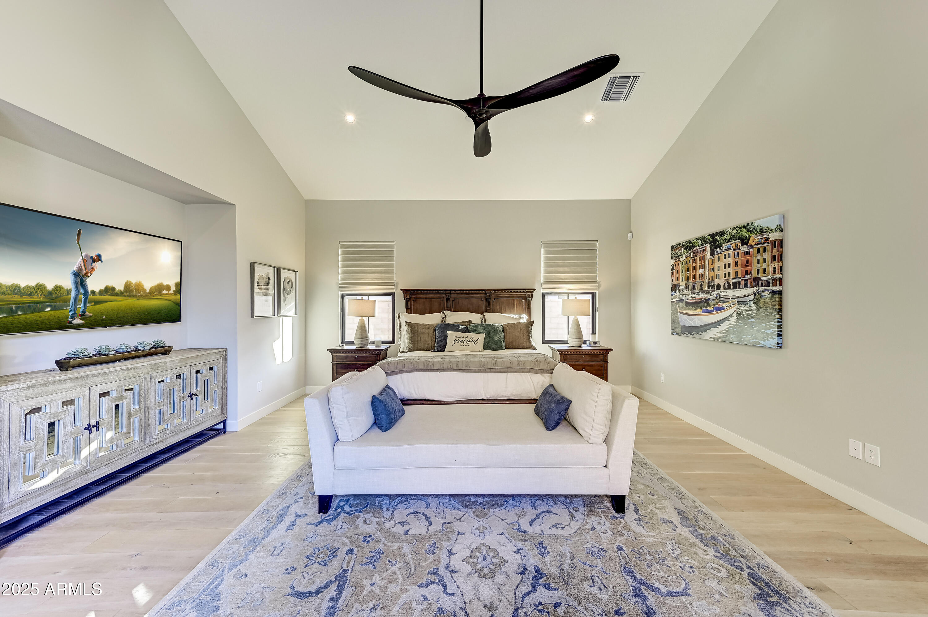 BRONCO ESTATES - Residential