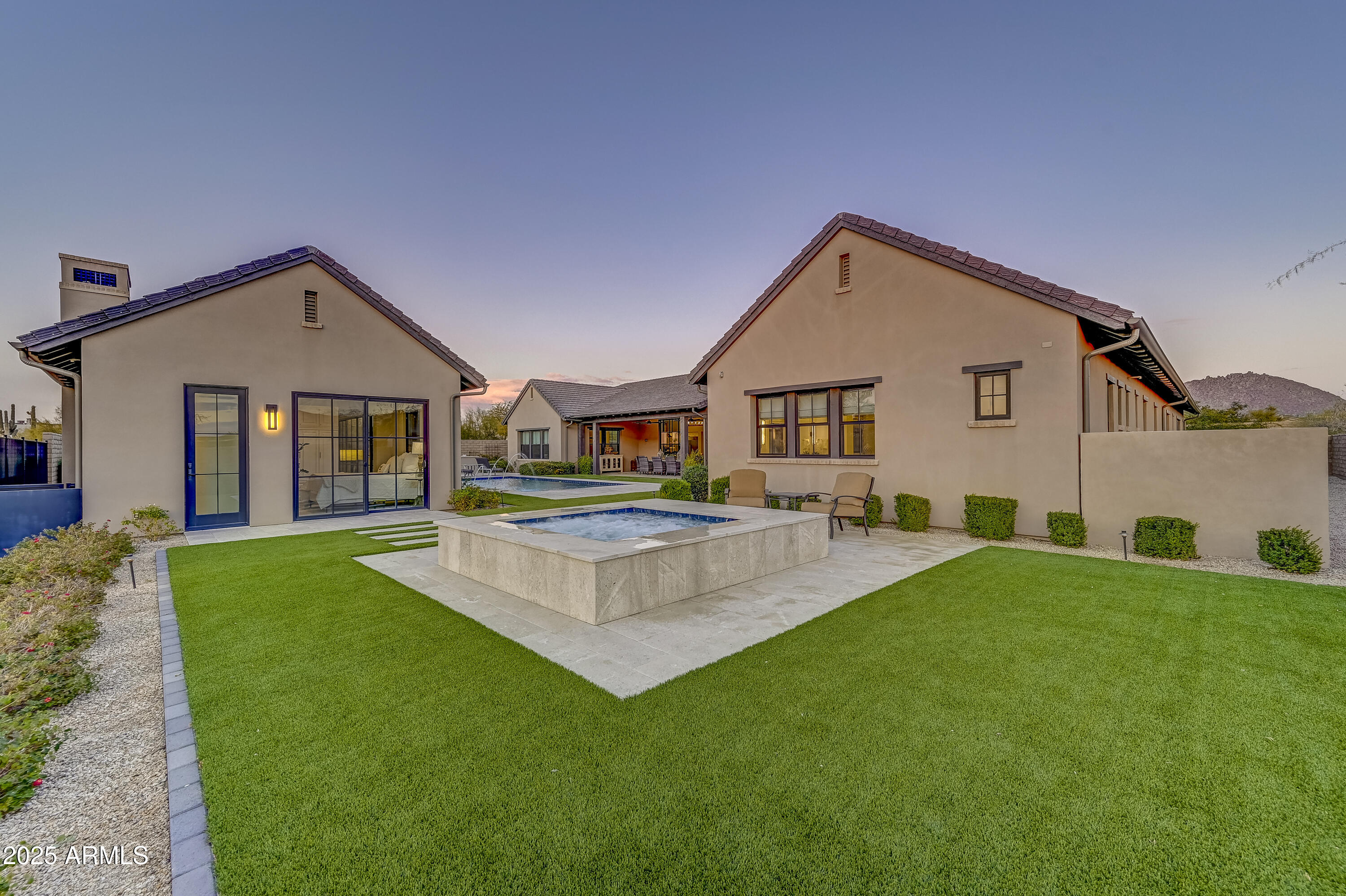 BRONCO ESTATES - Residential