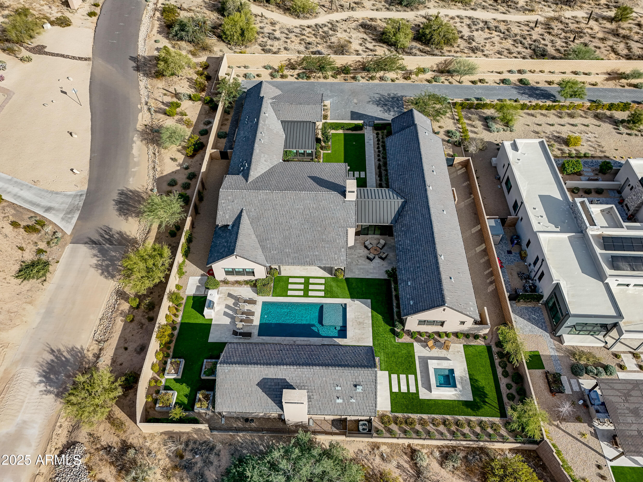 BRONCO ESTATES - Residential