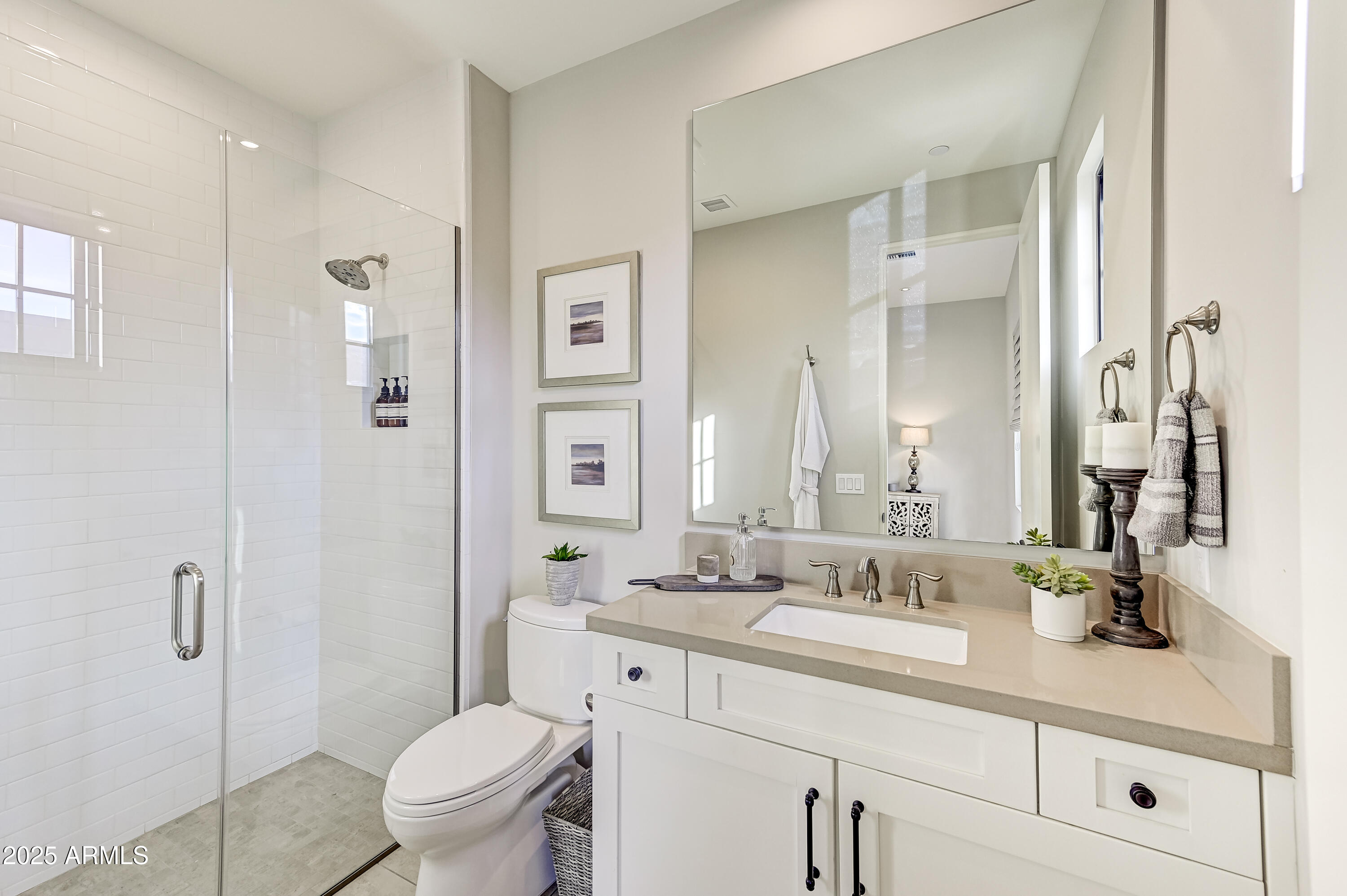 BRONCO ESTATES - Residential