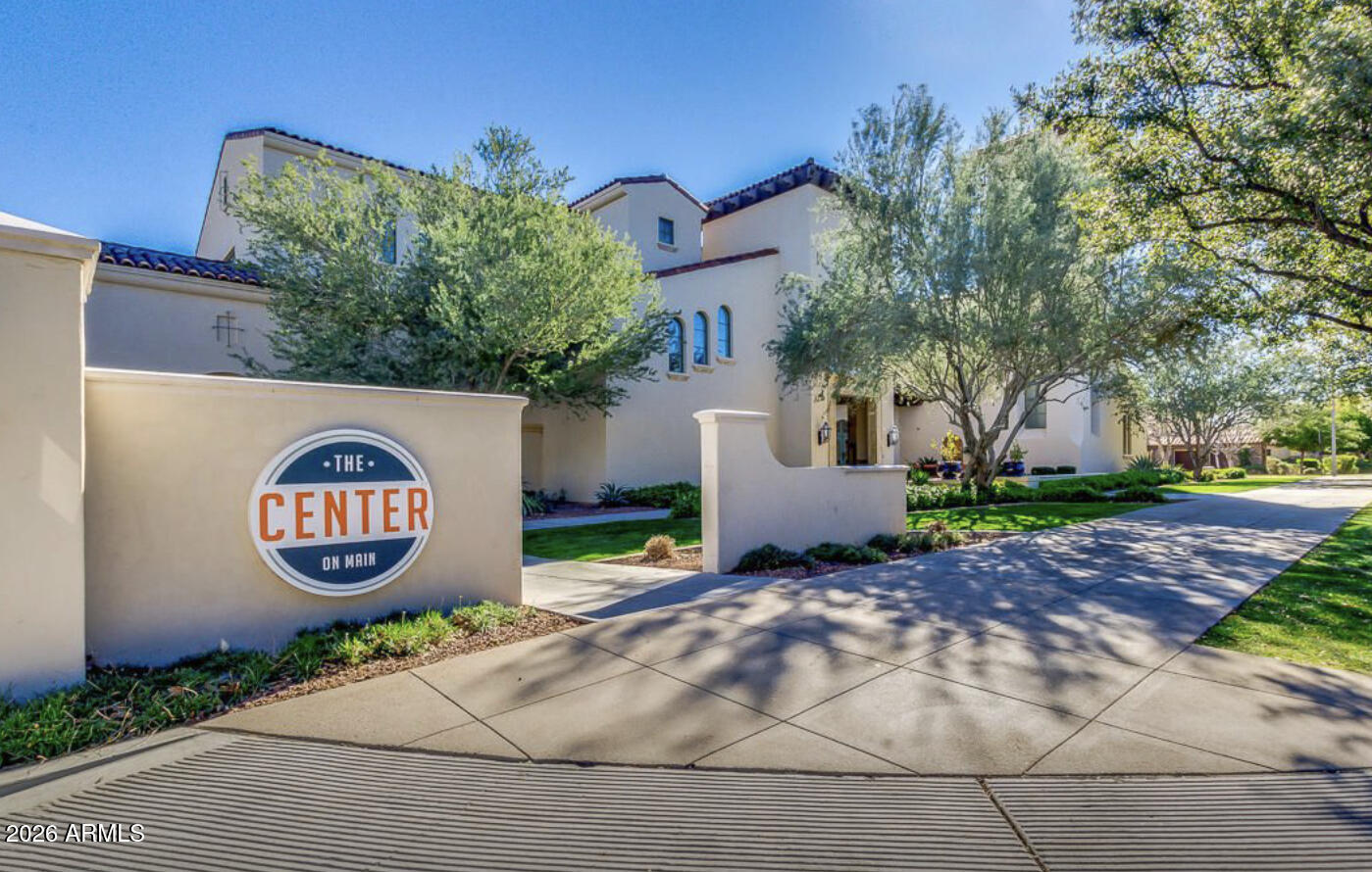 VERRADO PARCEL 3.101 - Residential
