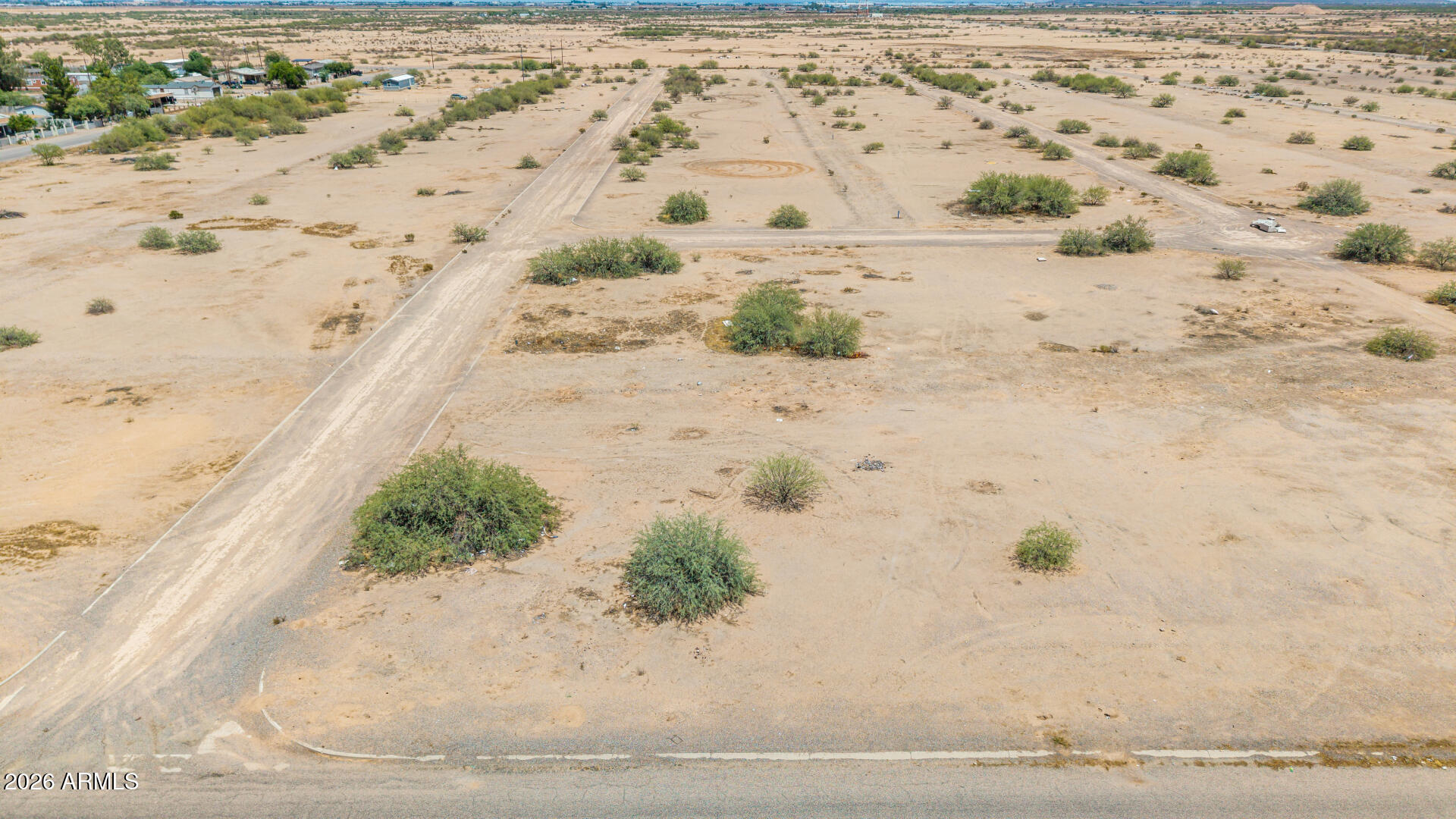 Fantastic opportunity to own a flat corner lot in Casa Grande! Whether you're looking to build your dream home, develop a new project, or expand your investment portfolio, this parcel offers outstanding potential.

 Investor Alert! Don't miss this chance to own affordable land in one of Casa Grande's fastest-growing corridors. Located just 1 mile south of the Francisco Grande Hotel & Golf Resort and only minutes from the Lucid Motors manufacturing facility, this property is surrounded by major employers including Walmart Distribution Center, Abbott, PepsiCo, --driving continued growth and demand!