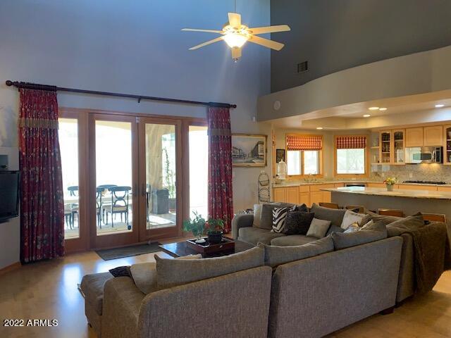 RANCHOS CARMELA ESTATES PHASE 4 - Residential