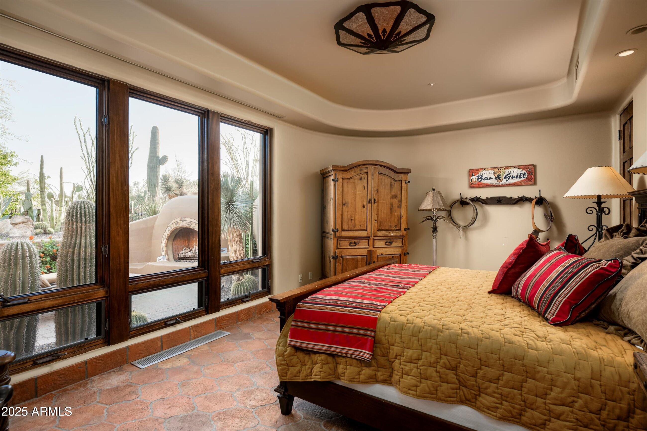 WHISPER ROCK - Residential