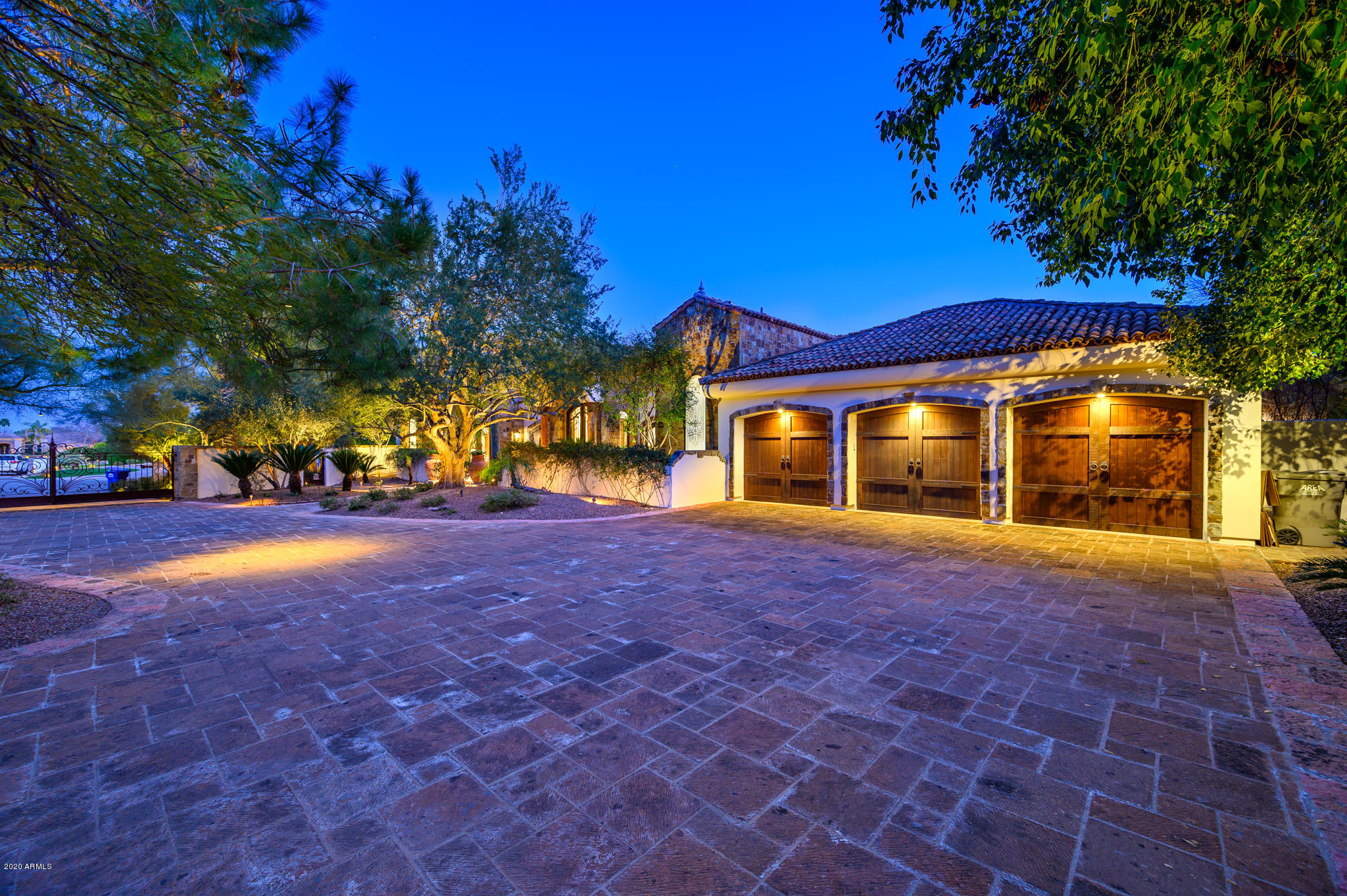 PARADISE RANCH LT 1-8 - Residential