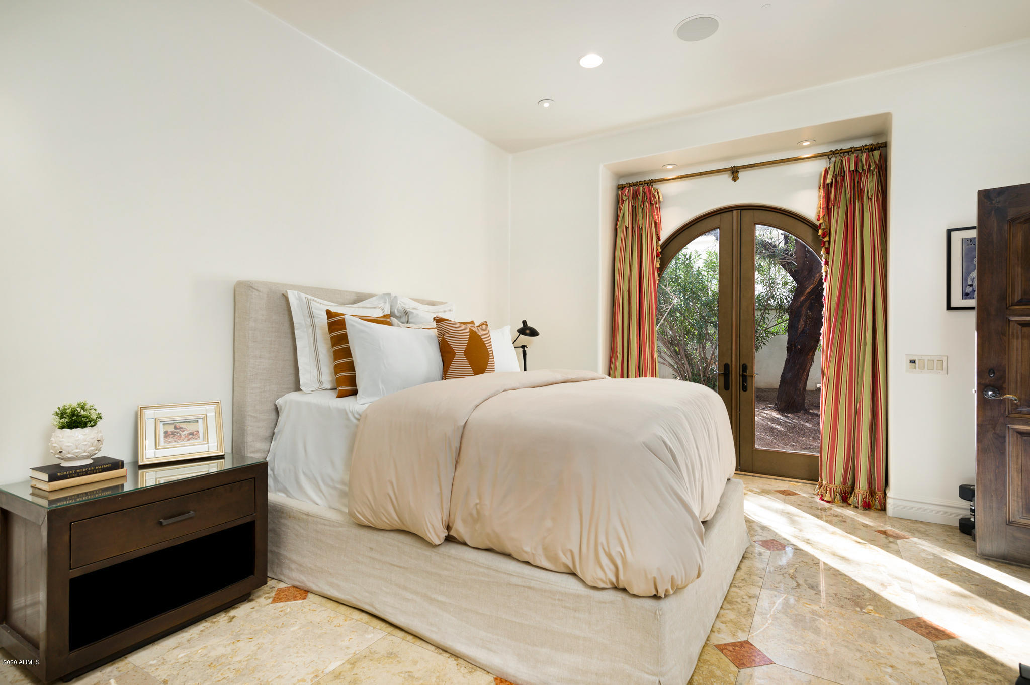 PARADISE RANCH LT 1-8 - Residential