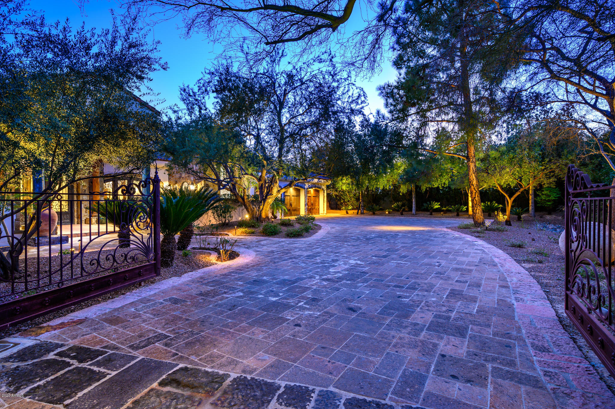 PARADISE RANCH LT 1-8 - Residential