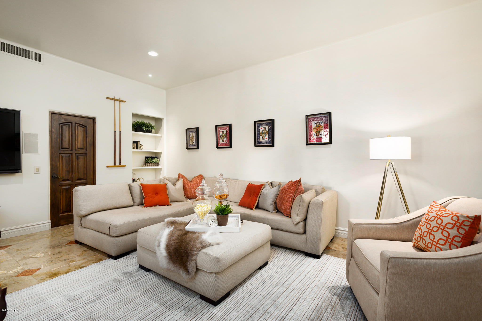 PARADISE RANCH LT 1-8 - Residential