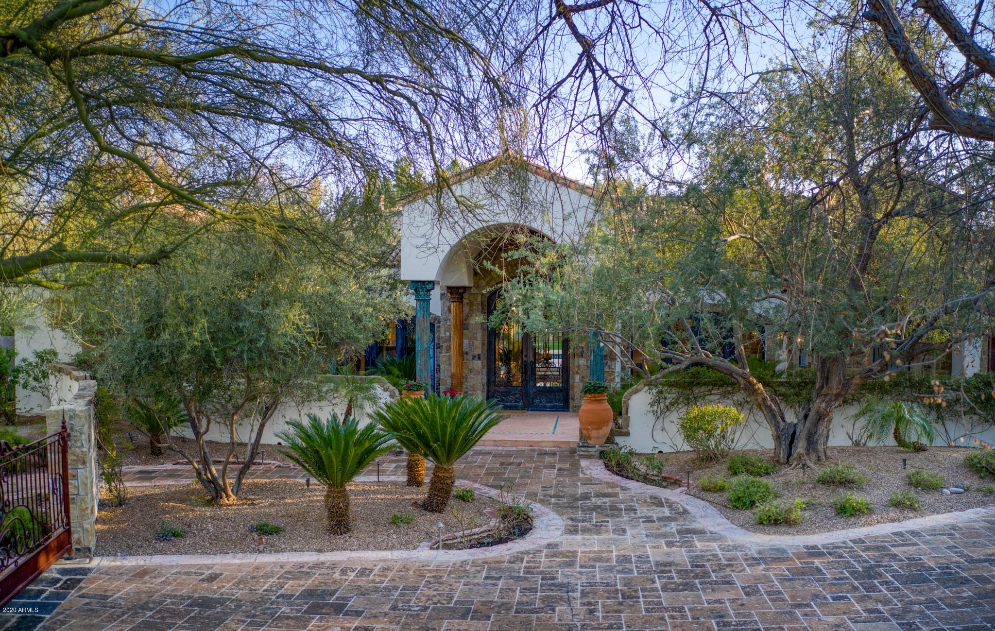 PARADISE RANCH LT 1-8 - Residential