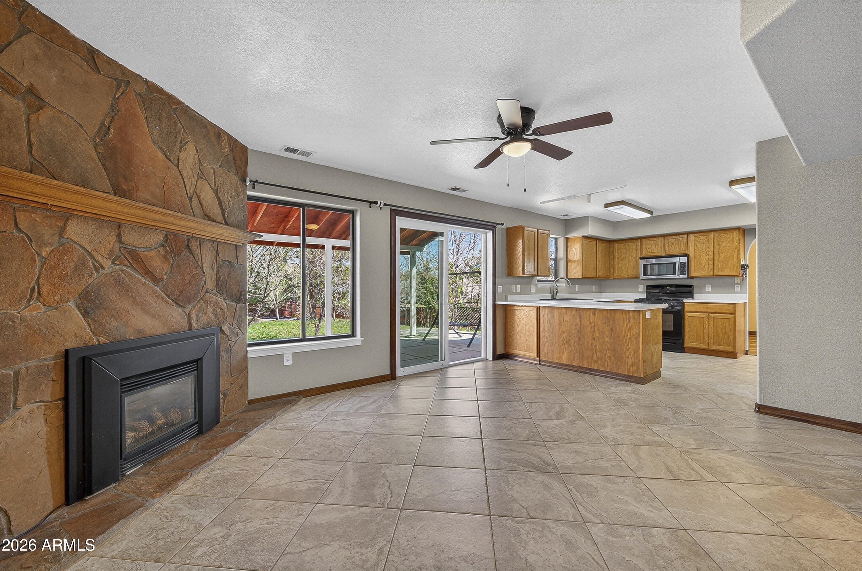 WALNUT MEADOWS - Residential